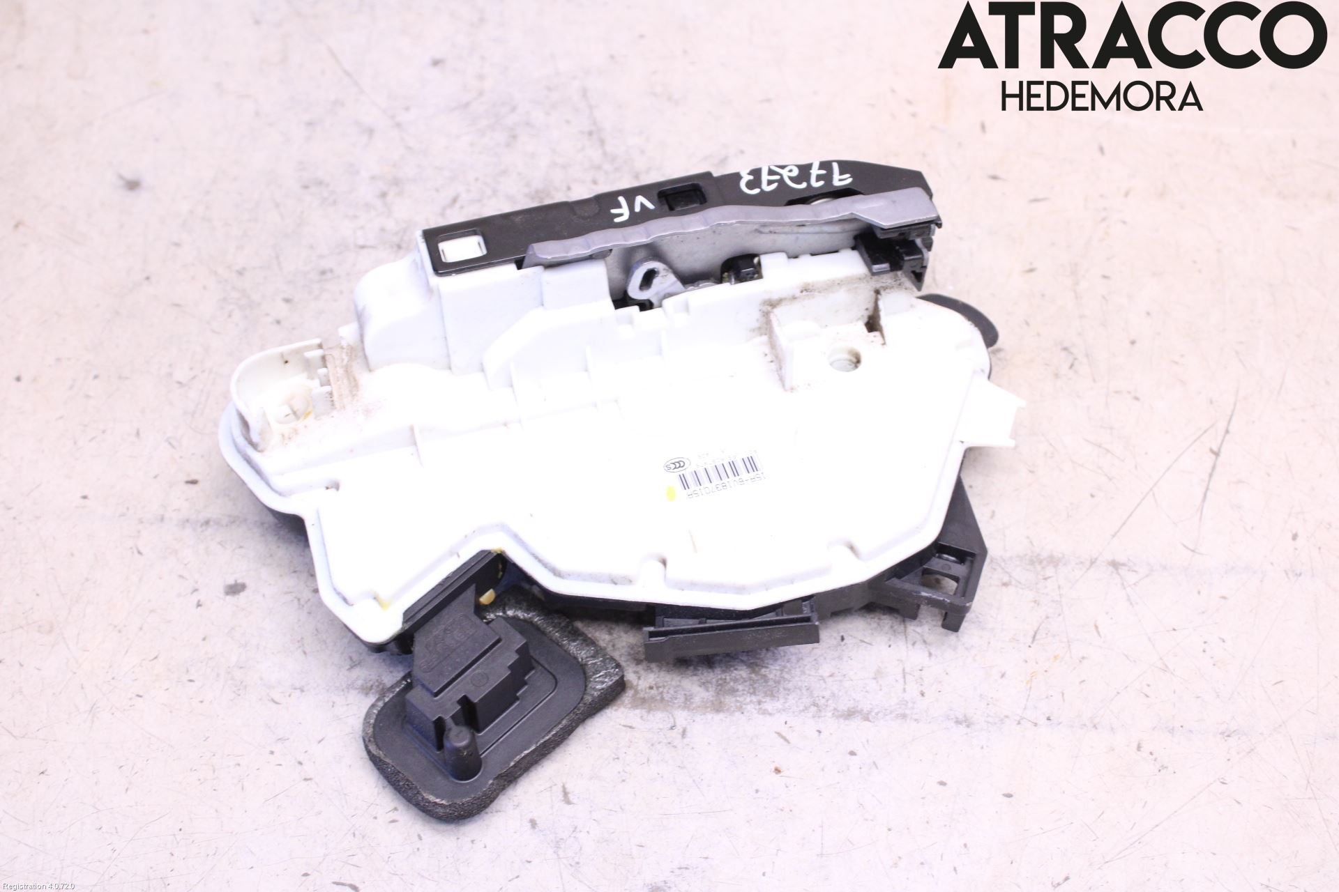 Skoda SUPERB 16-24 Låskista-Dörrlås