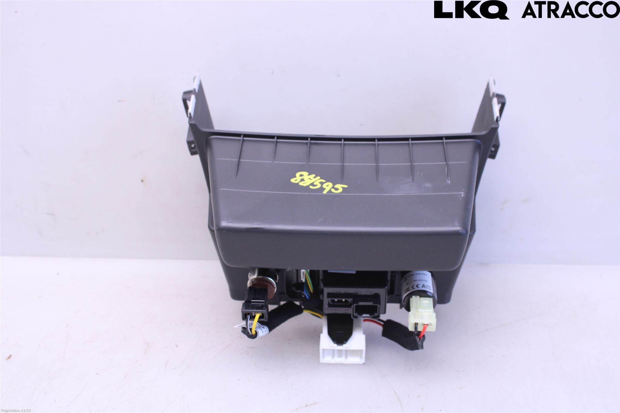 Hyundai KONA/ELECTRIC OS 18-23 Instrumentbräda Förvaringsfack