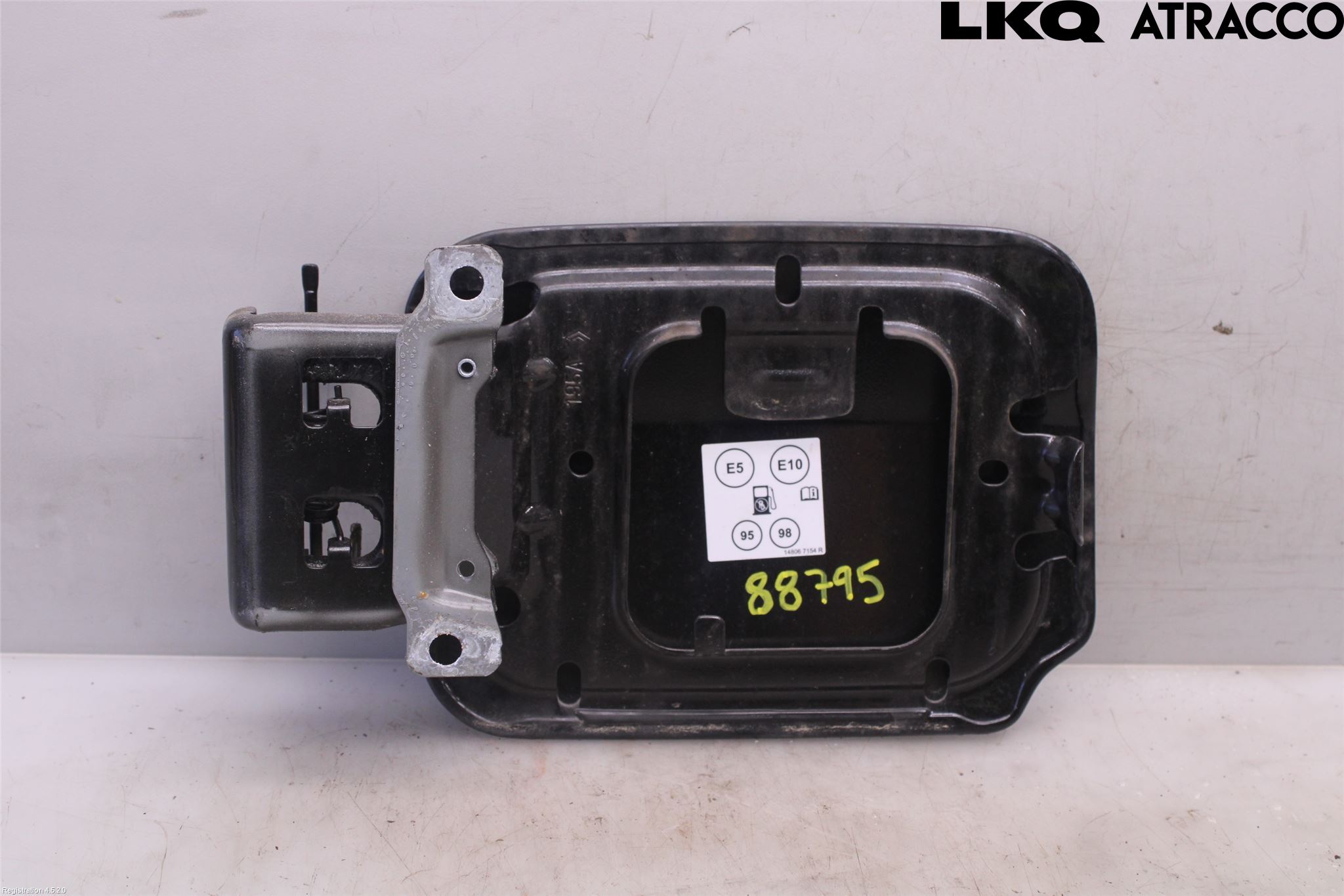 Dacia DUSTER 18-24 Tanklucka