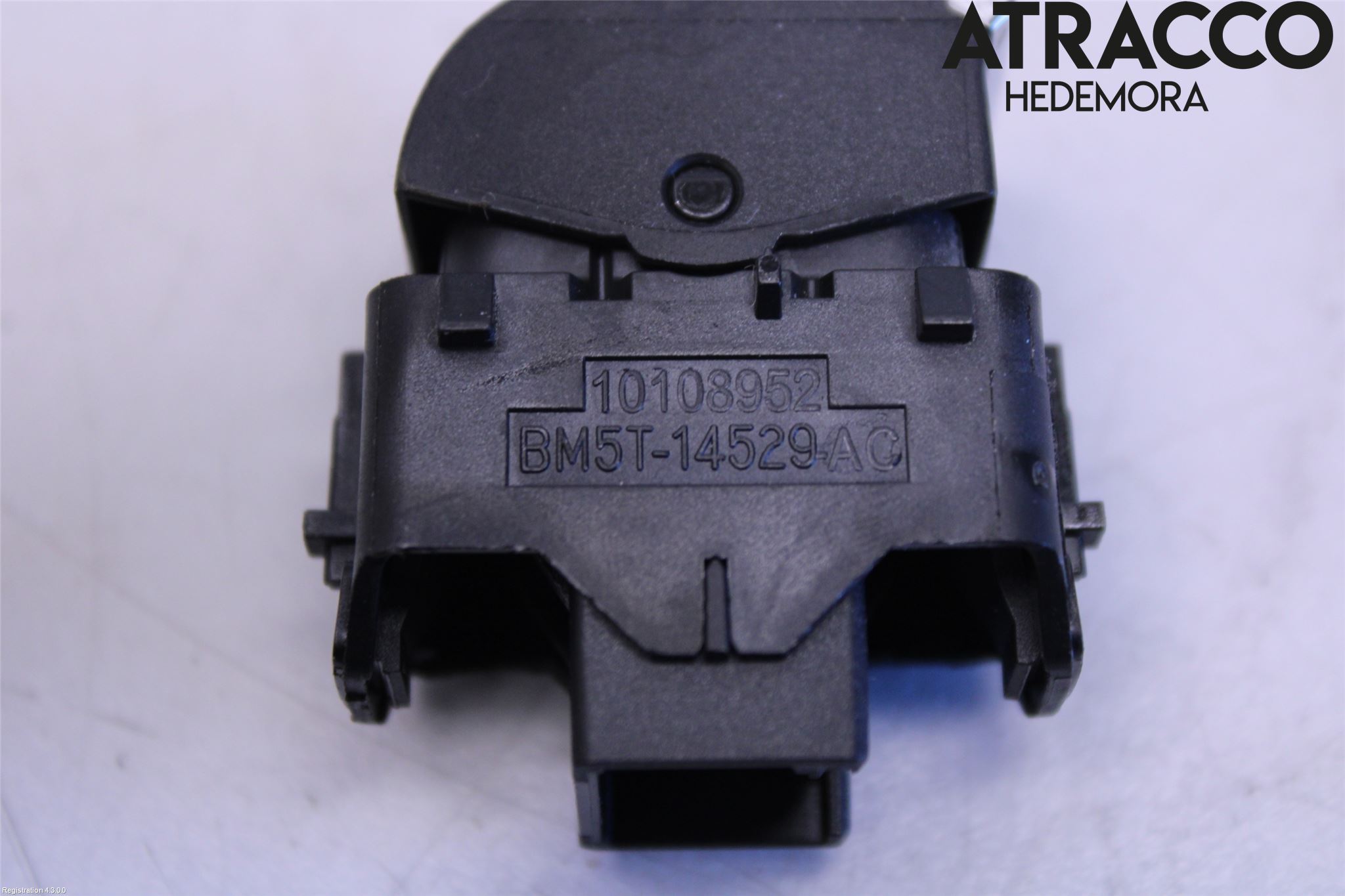 Ford KUGA 13-16 Strömställare Elhiss