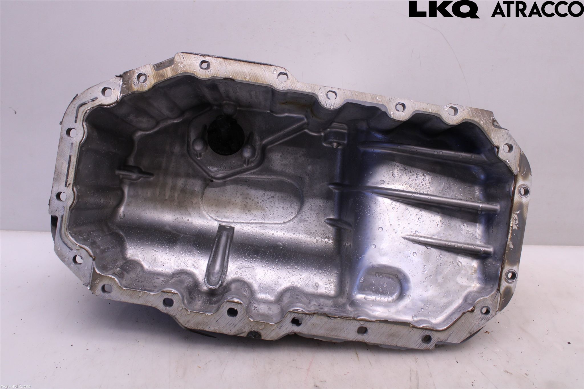 Volkswagen VW PASSAT 11-14 Oljetråg