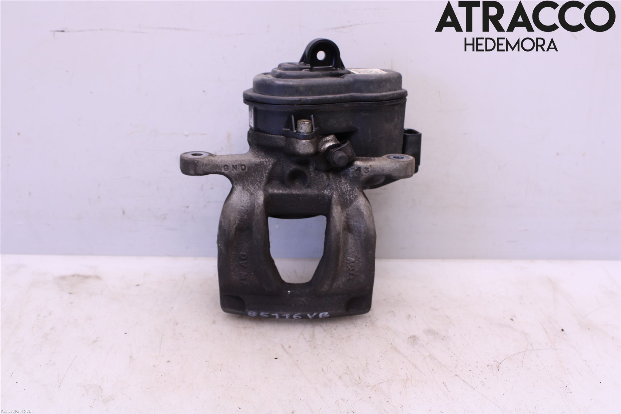 Audi A6 F2/C8 19- Bromsok Bak Vänster