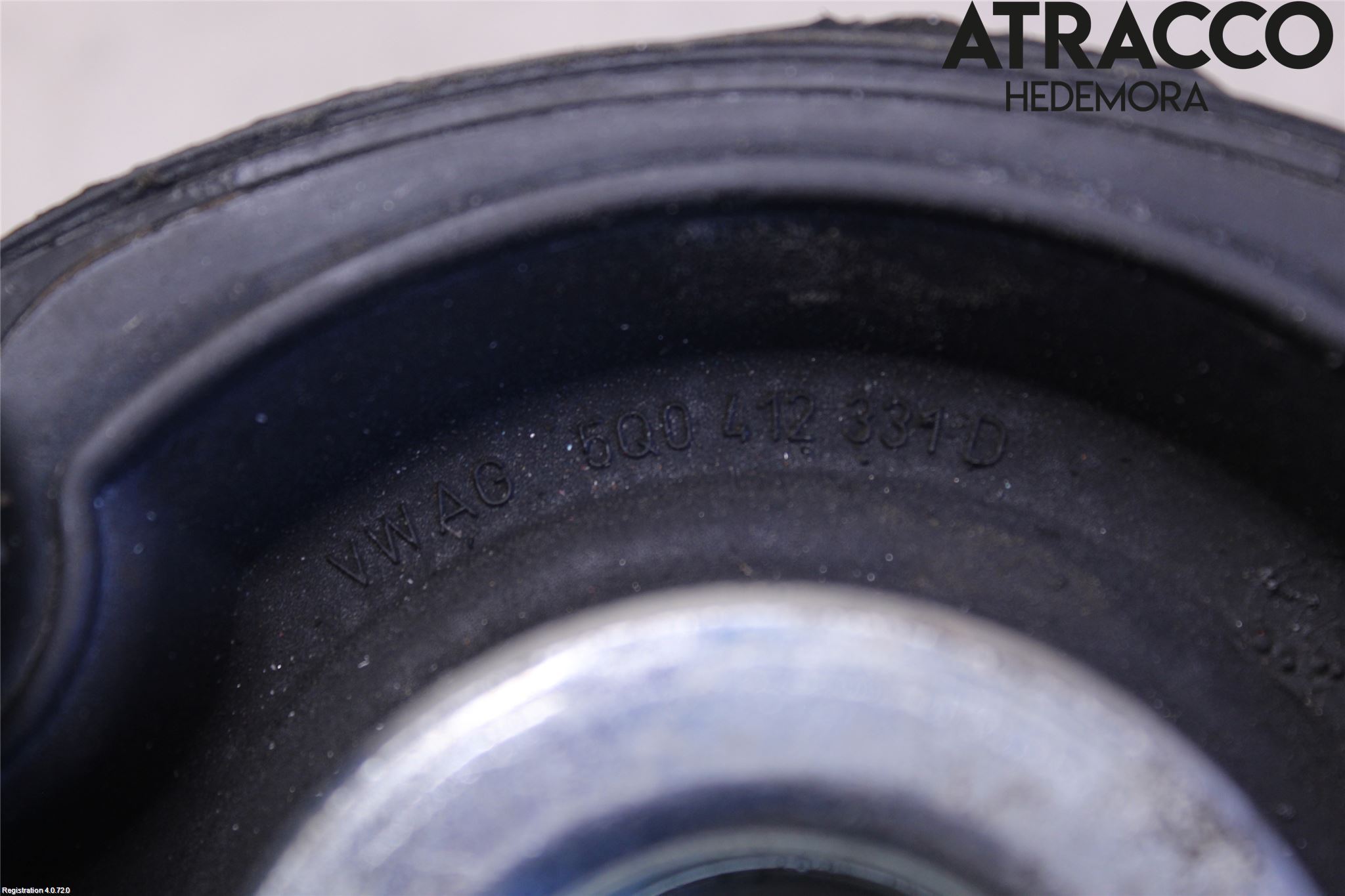 Volkswagen VW GOLF / E-GOLF VII 13-20 Fjäderbenslager Fram