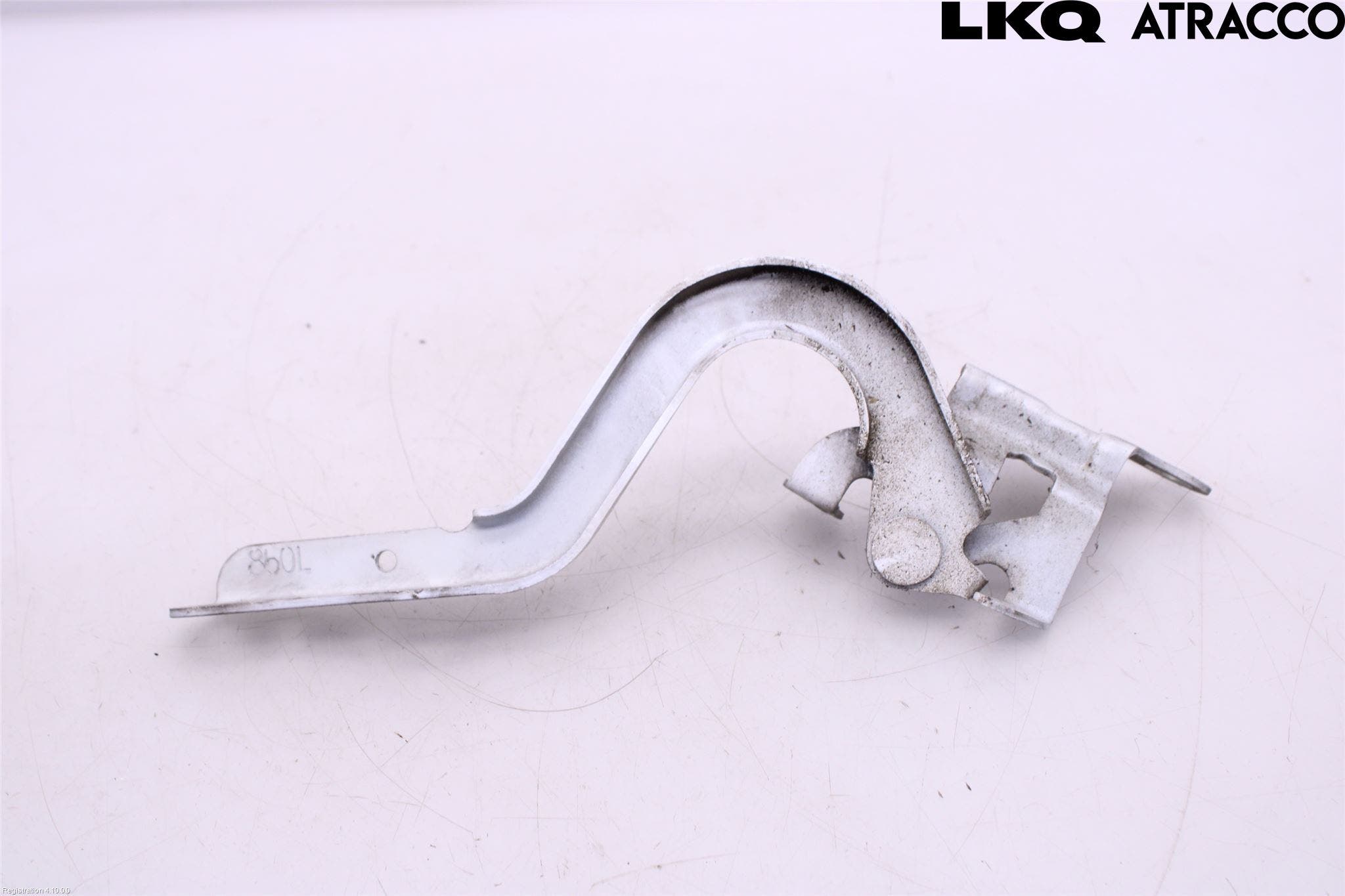 Toyota YARIS XP130 15-20 Huvgångjärn