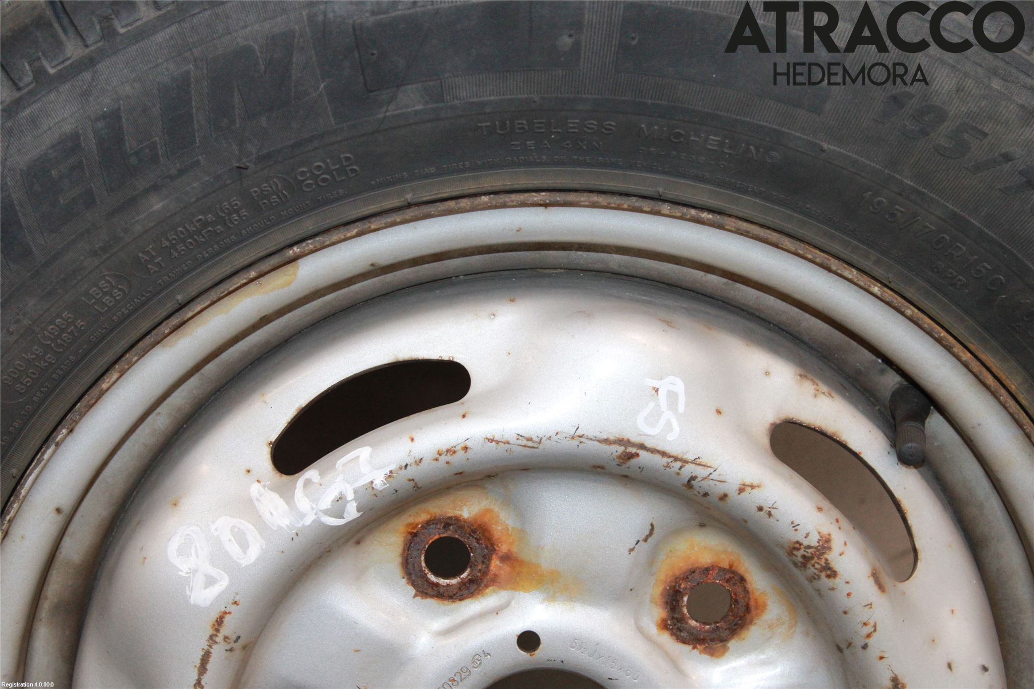 Ford TRANSIT    00-06 Sommardäck Plåtfälg 4St