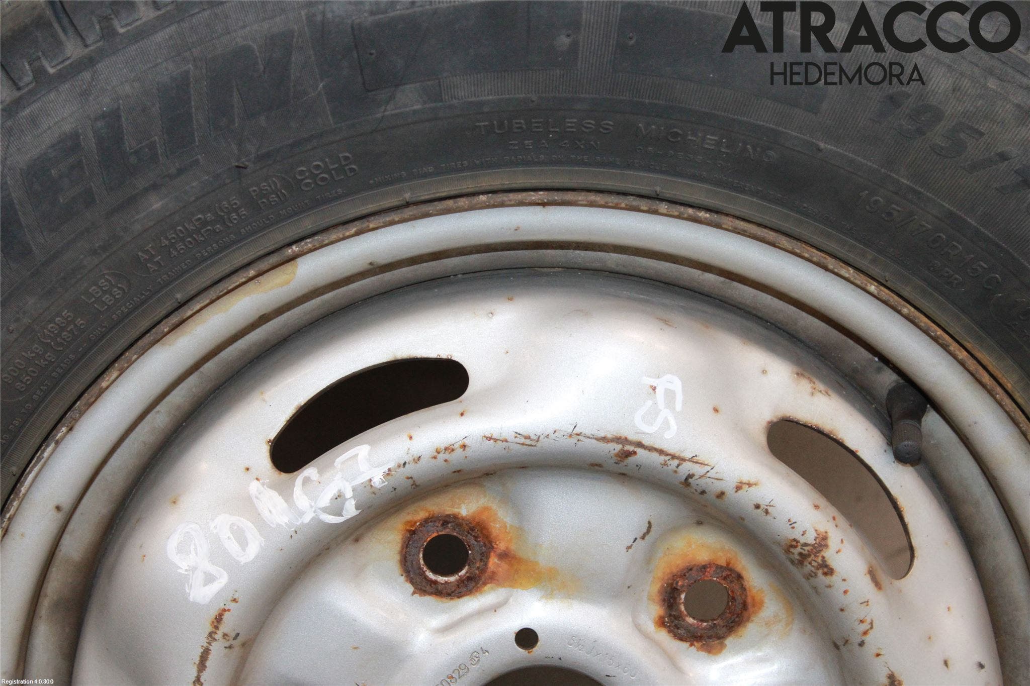 Ford TRANSIT    00-06 Sommardäck Plåtfälg 4St