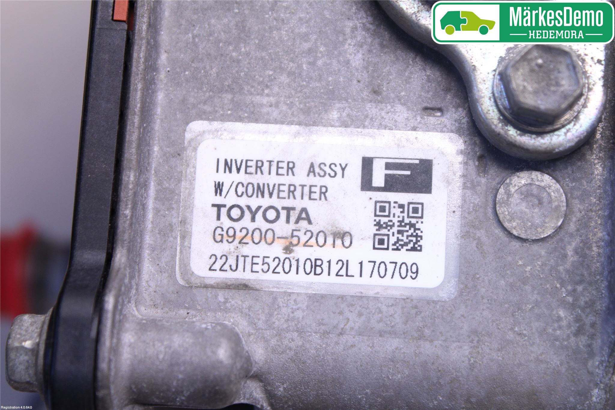 Toyota YARIS XP130 12-14 Hybridconverter