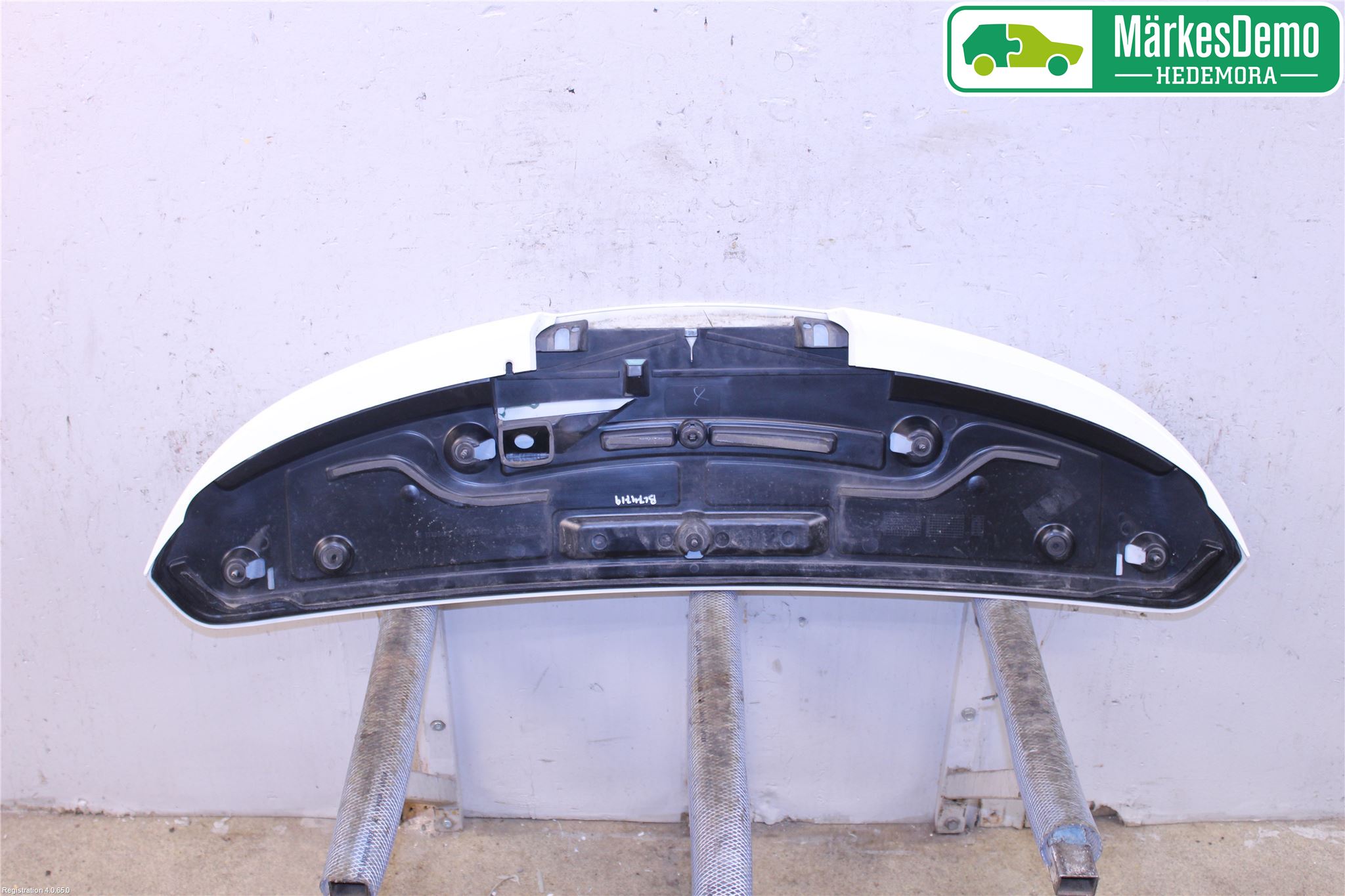 Opel INSIGNIA 09-16 Spoiler Baklucka