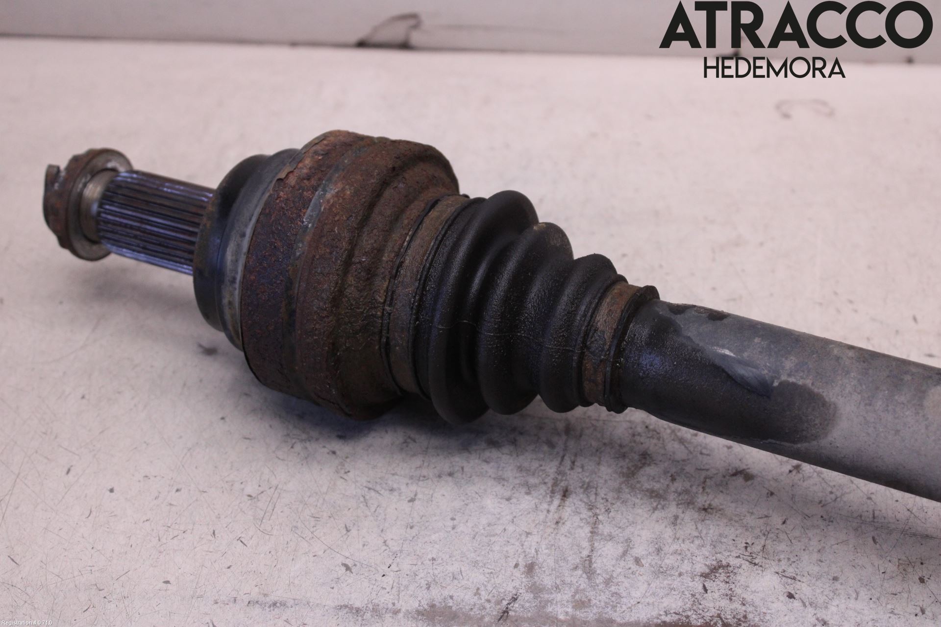 BMW 7 F01/02/03/04 09-15 Drivaxel Bak Höger