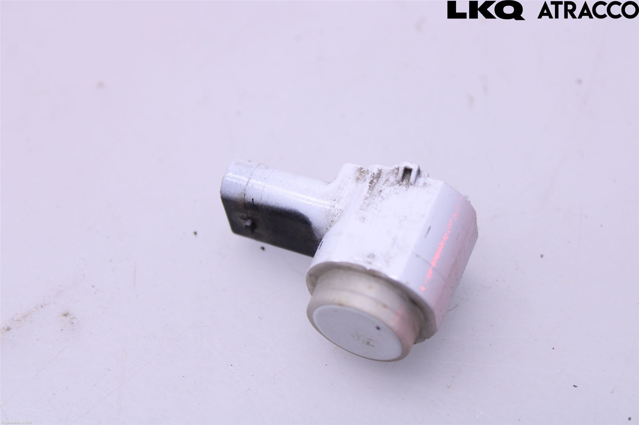 Jaguar XE (X760) 15-24 Parkeringshjälp Frontsensor