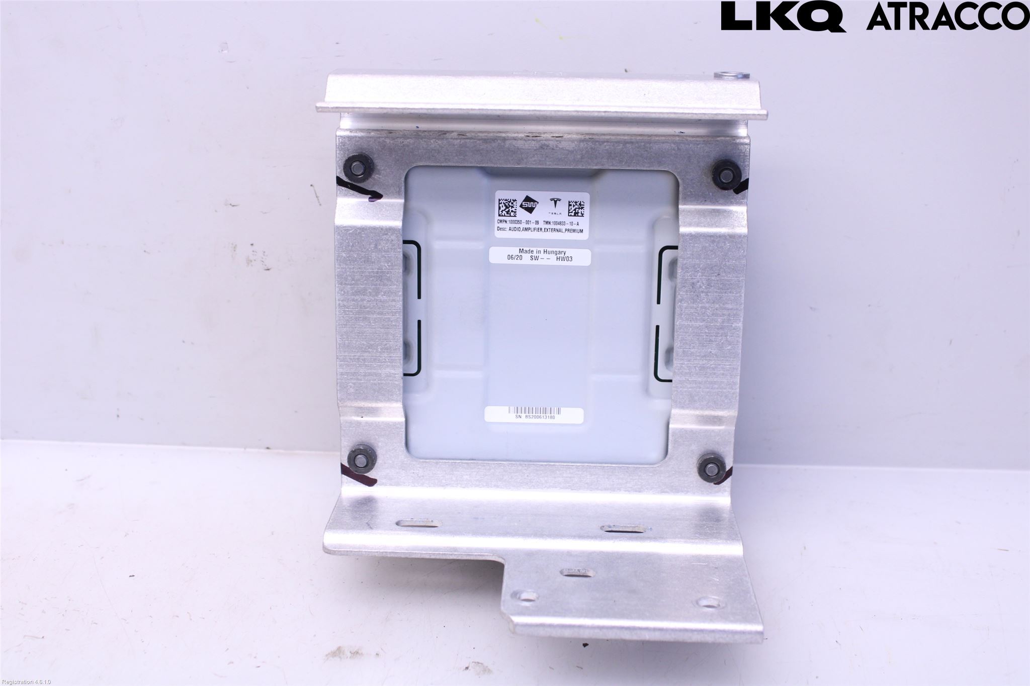 Tesla MODEL X 16- Radio-Stereo Förstärkare