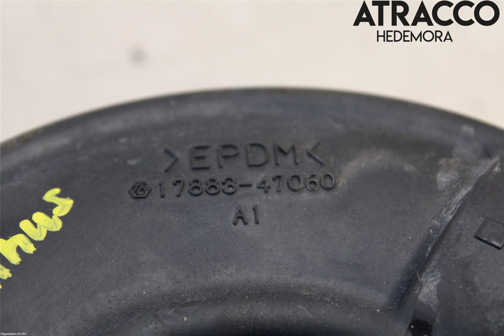 Toyota YARIS XP130 15-20 Laddluft-Intercoolerrör