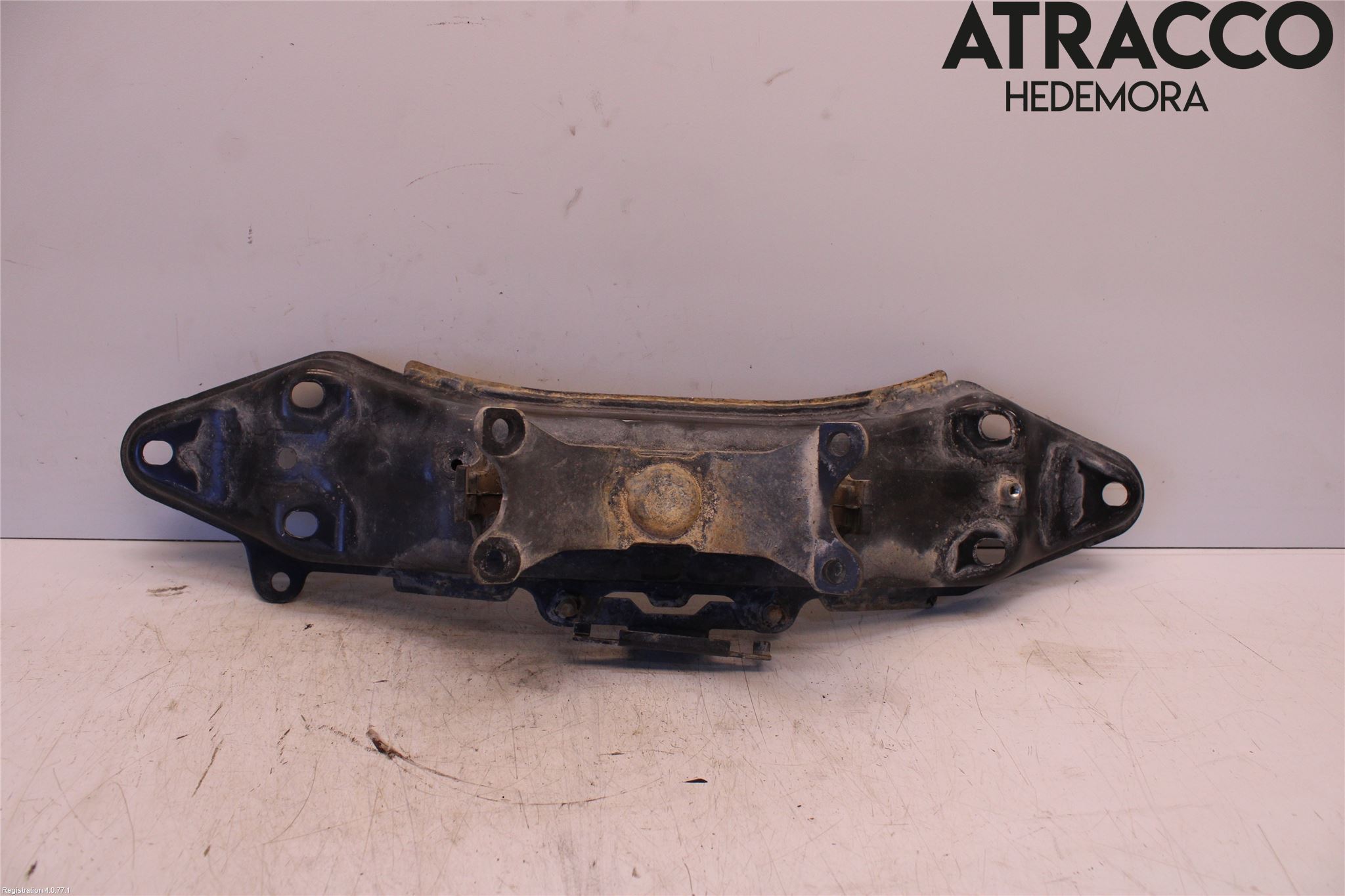 Subaru OUTBACK 15-20 Växellådsbalk