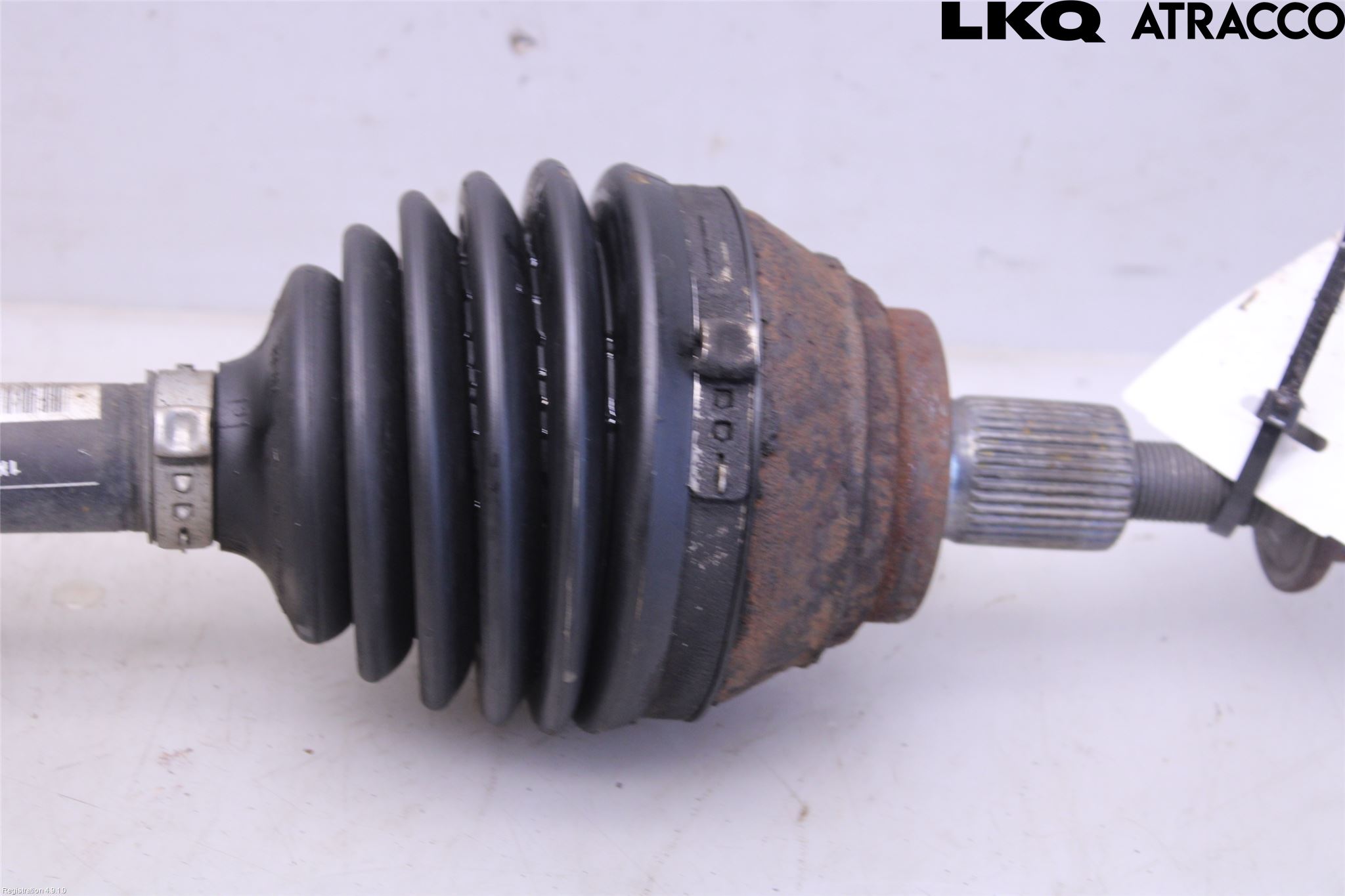 Volkswagen VW GOLF SPORTSVAN 15-20 Drivaxel Fram Vänster