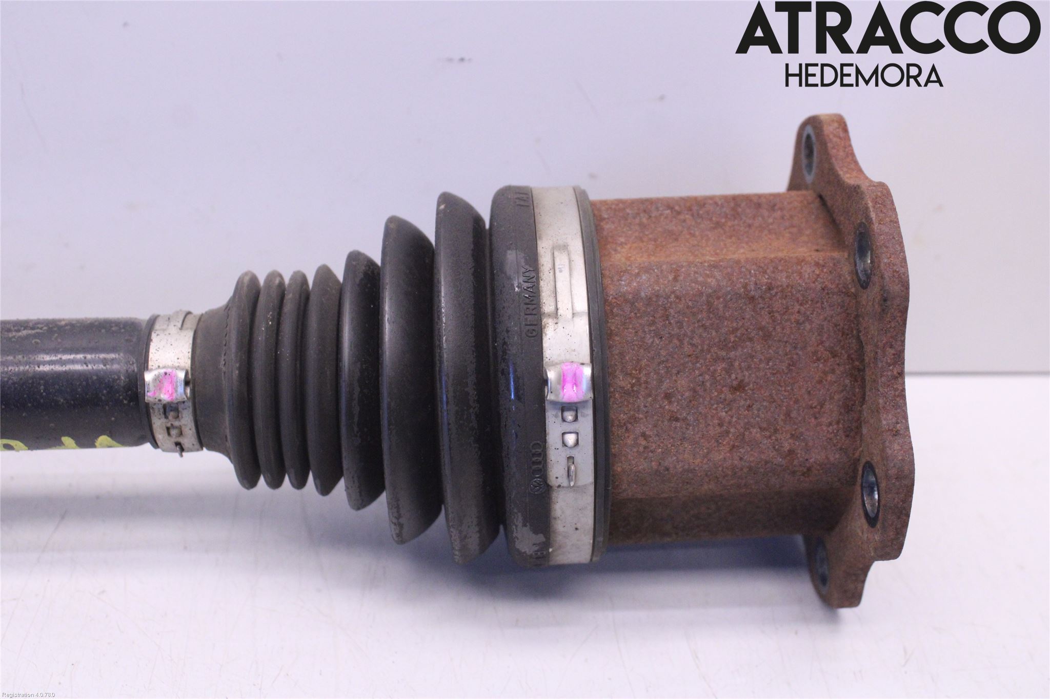 Audi Q5 09-16 Drivaxel Fram Vänster