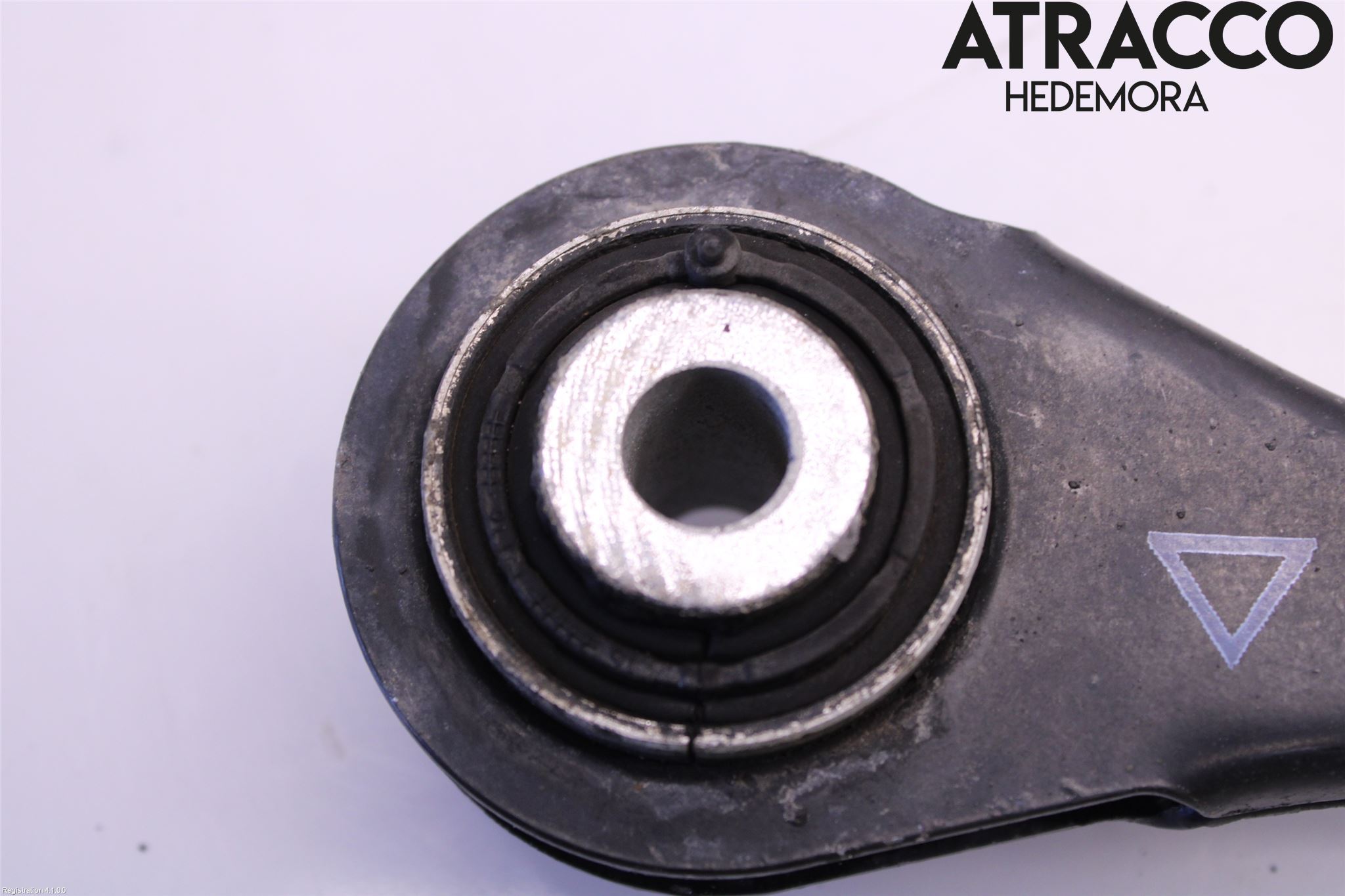 Audi A4 12-15 Bärarm Bak Övre Höger