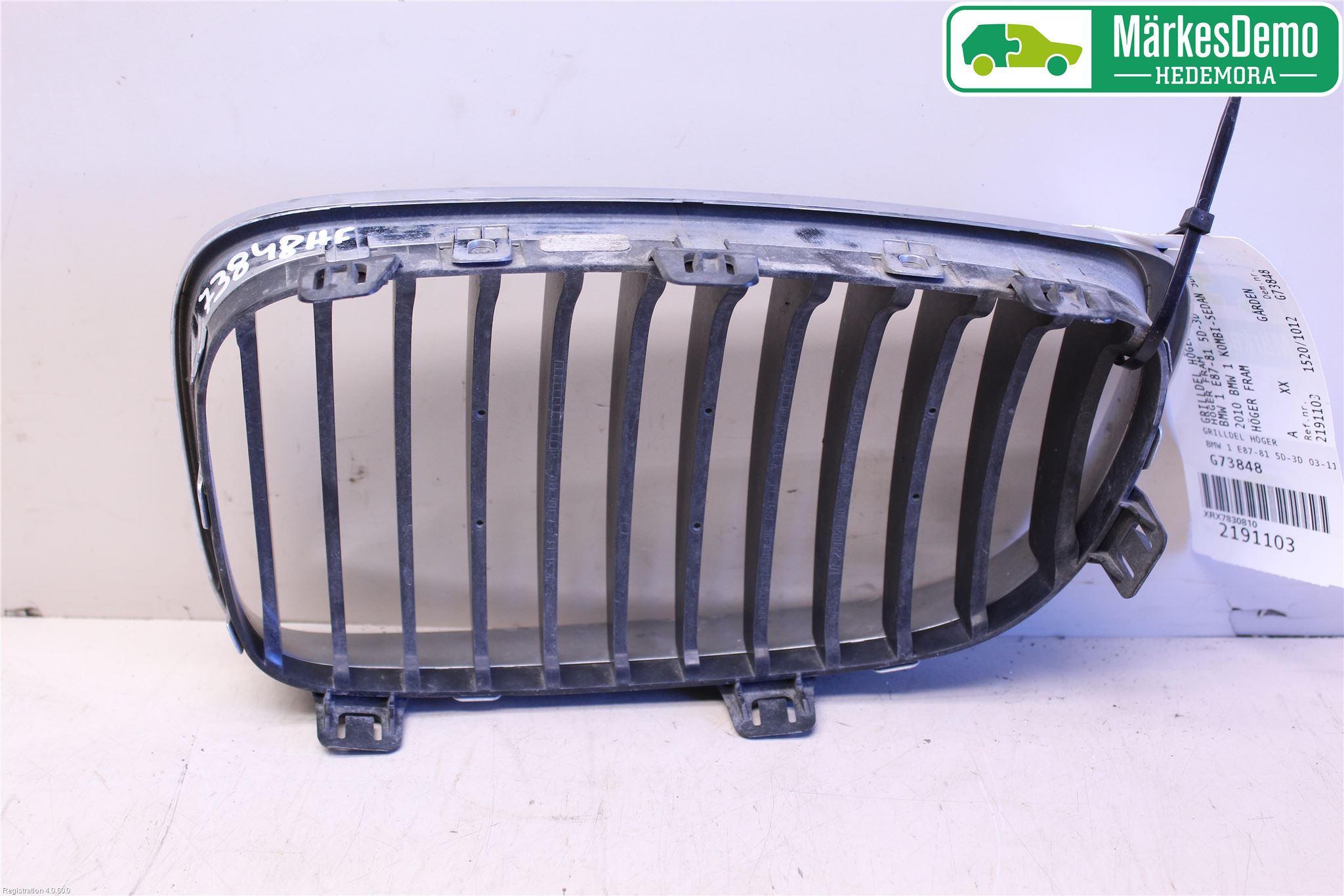 BMW 1 E87/81 5D/3D 03-11 Grilldel Höger