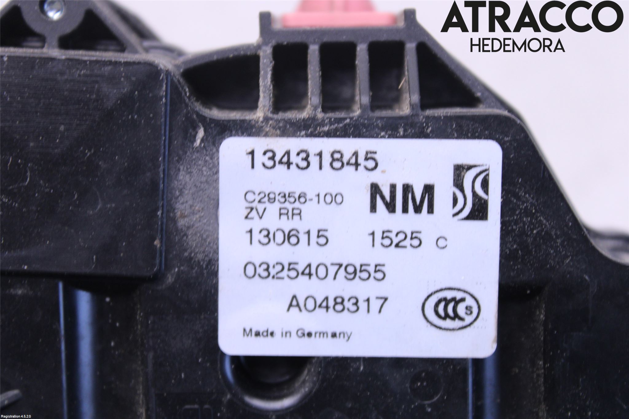 Opel CORSA E 15-19 Låskista-Dörrlås