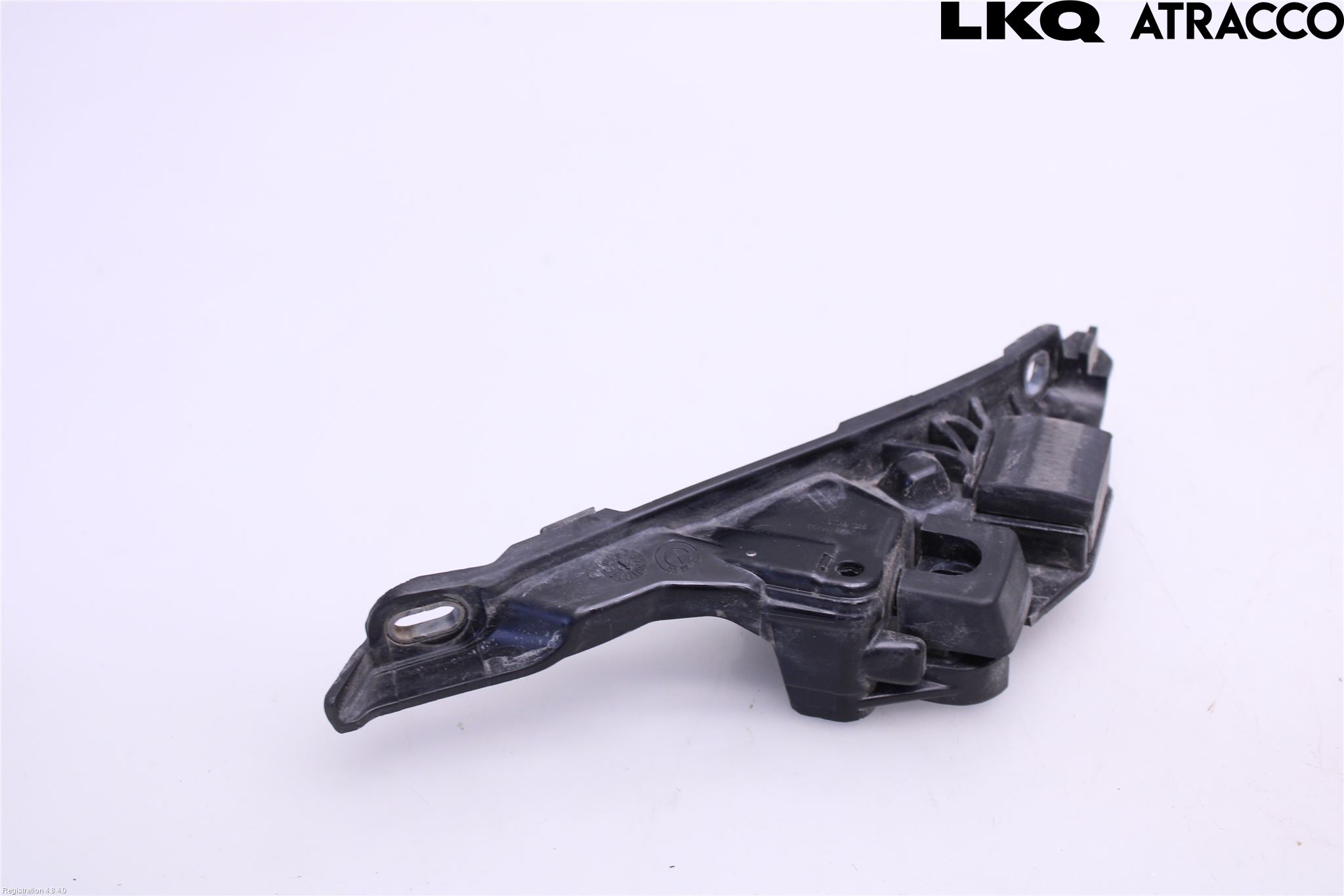 BMW 5 G30/G31/F90 17-23 Stötfångarfäste Bak Hö