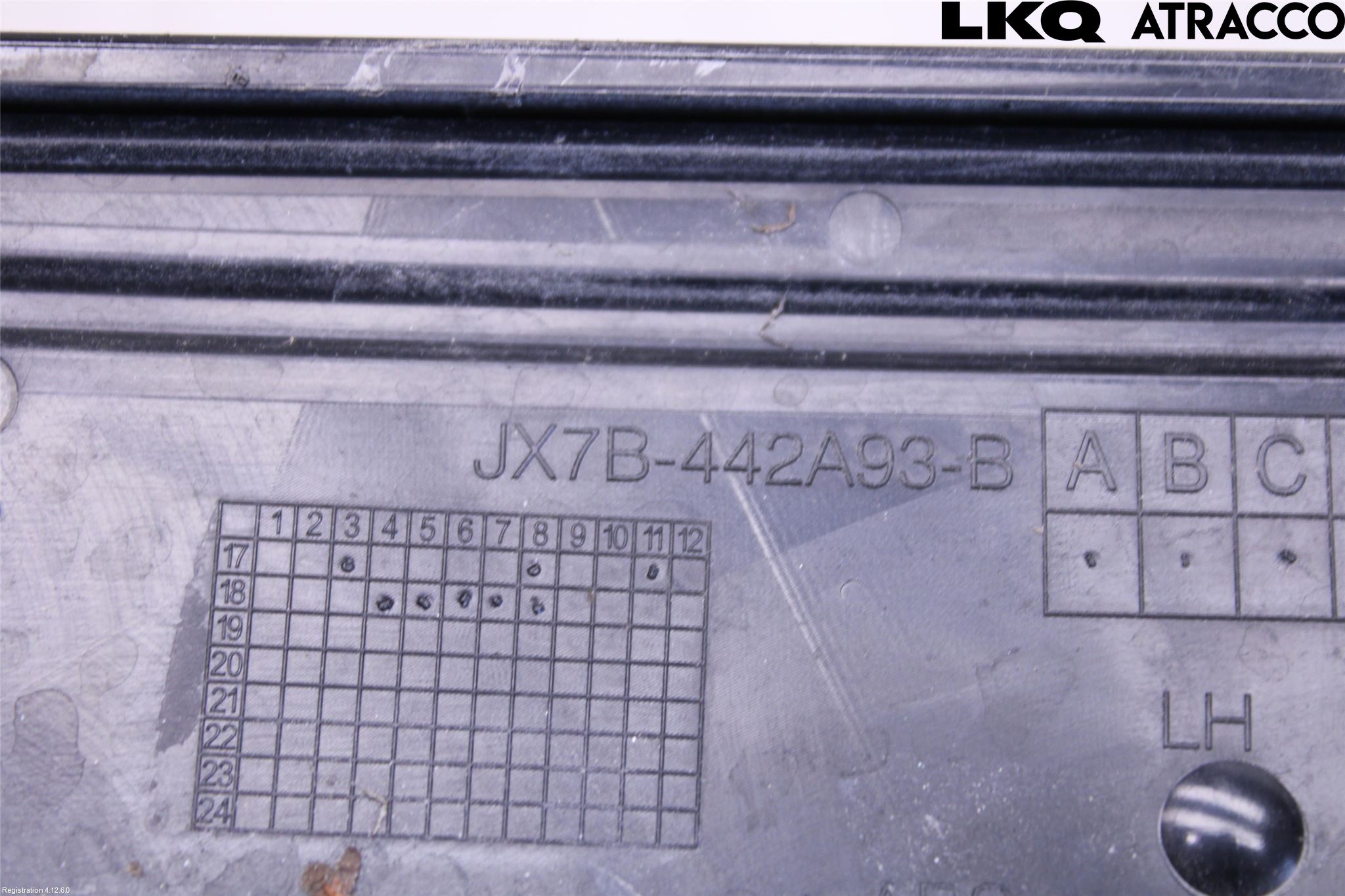 Ford FOCUS 19- Bakruta - Dekorlist