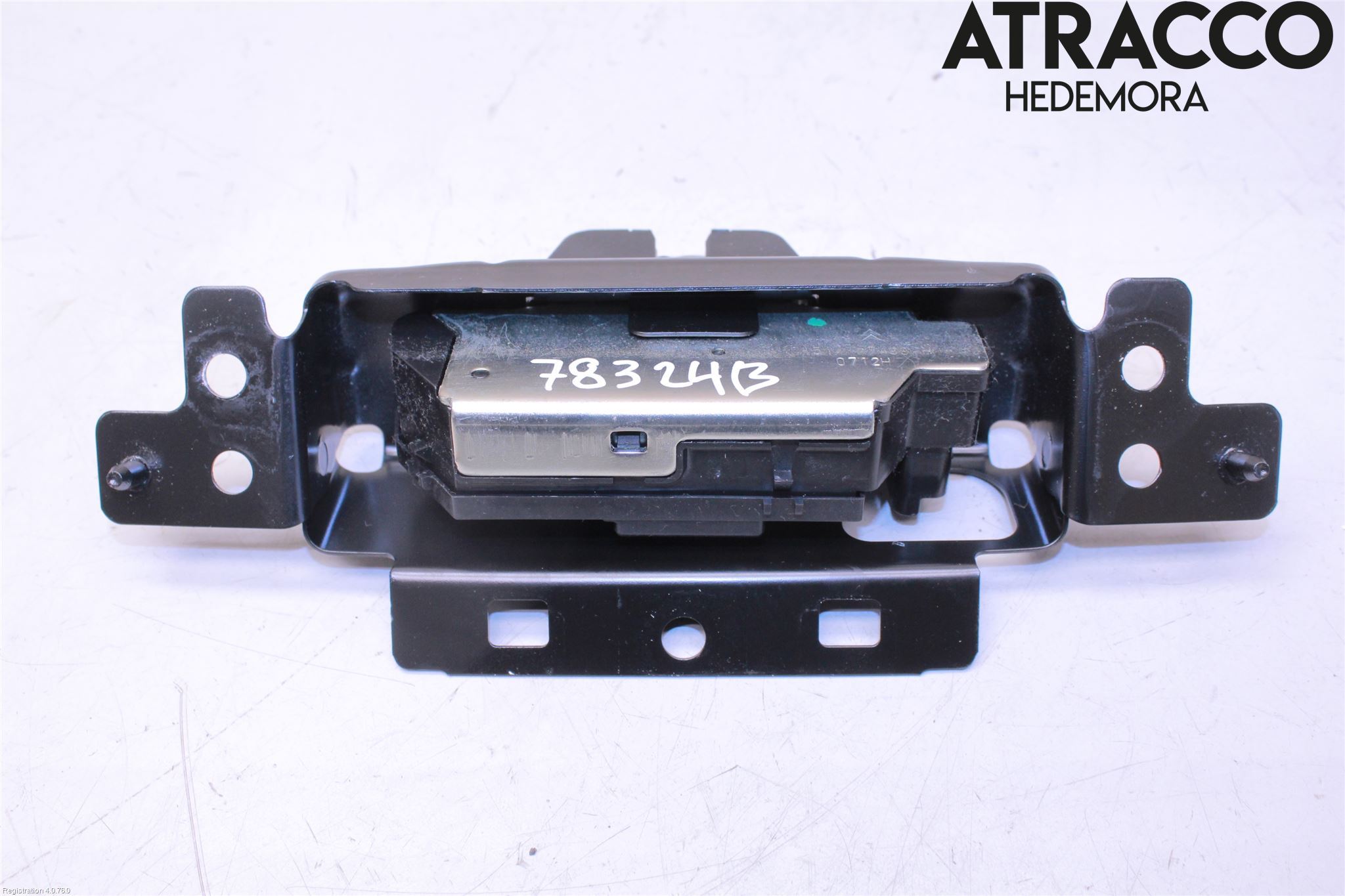 Peugeot 208 12-15 Låskista Baklucka