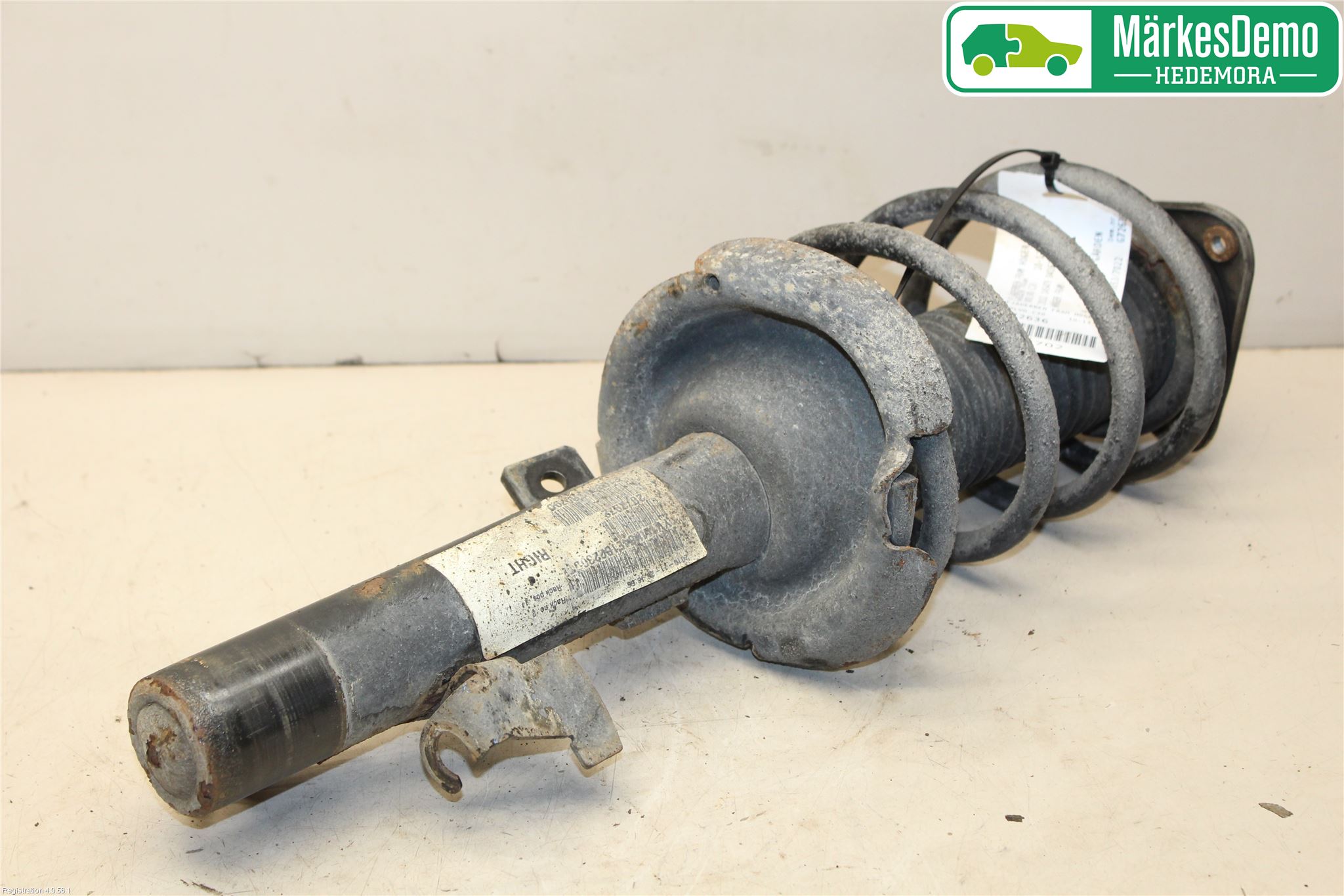 Volvo C30 10-13 Fjäderben Fram Höger