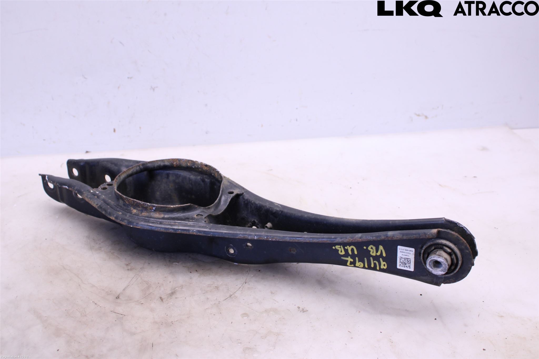 Volkswagen VW PASSAT 15-19 Bärarm Bak Vänster