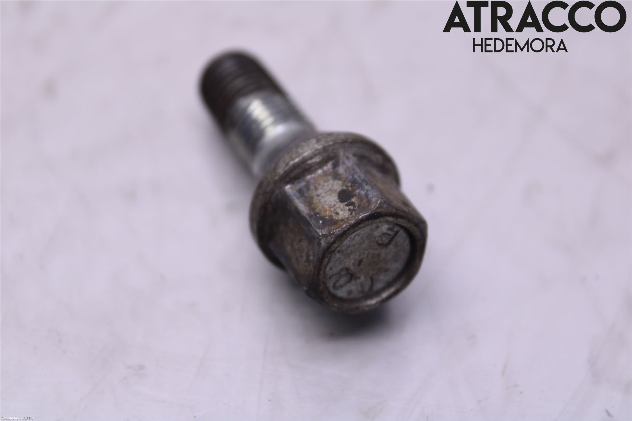 Opel ASTRA G 98-03 Hjulmutter-Bult-Sats
