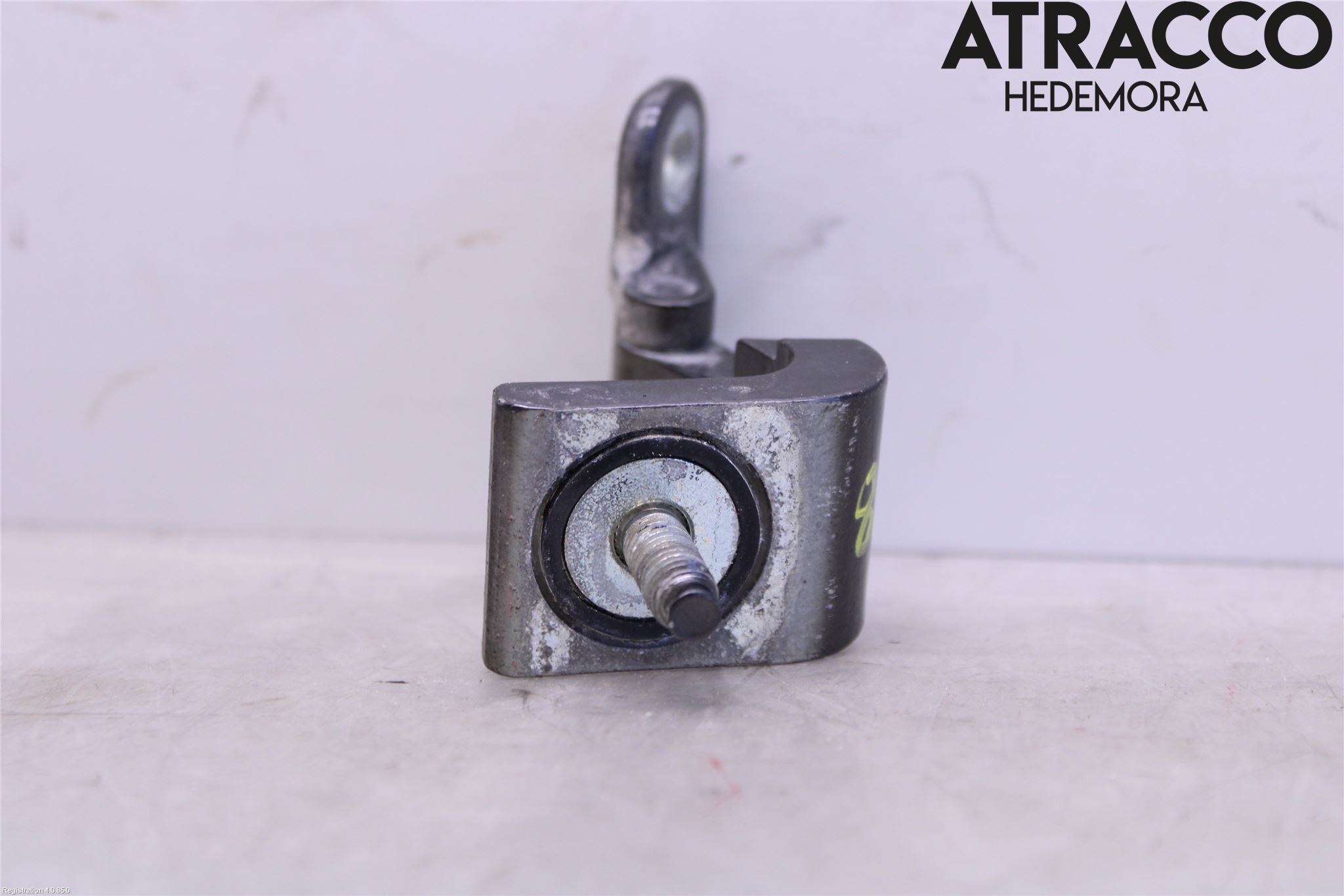 Volkswagen VW PASSAT 15-19 Dörrgångjärn