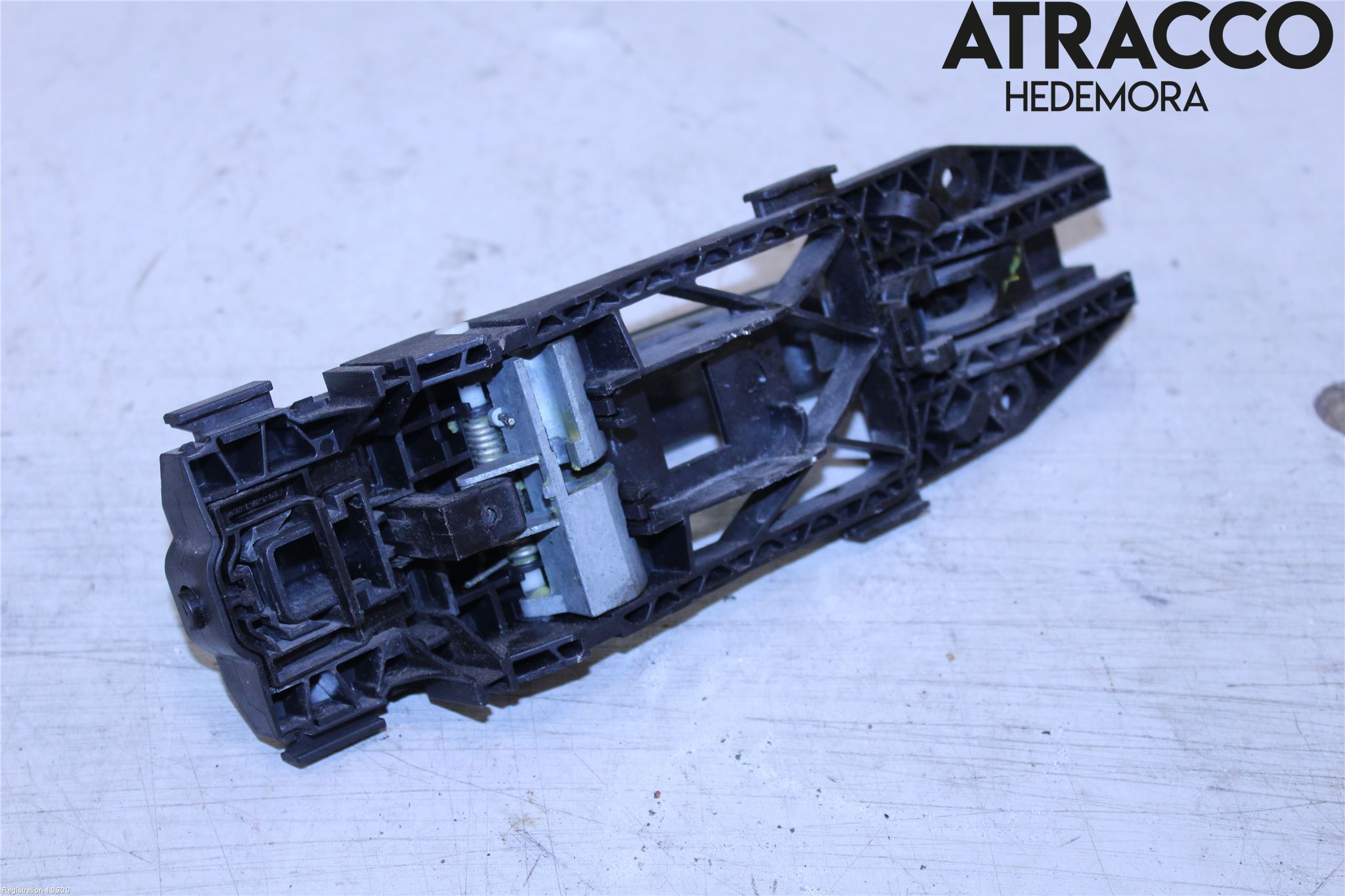 Volkswagen VW JETTA VI 11- Dörrhandtag Yttre Vä