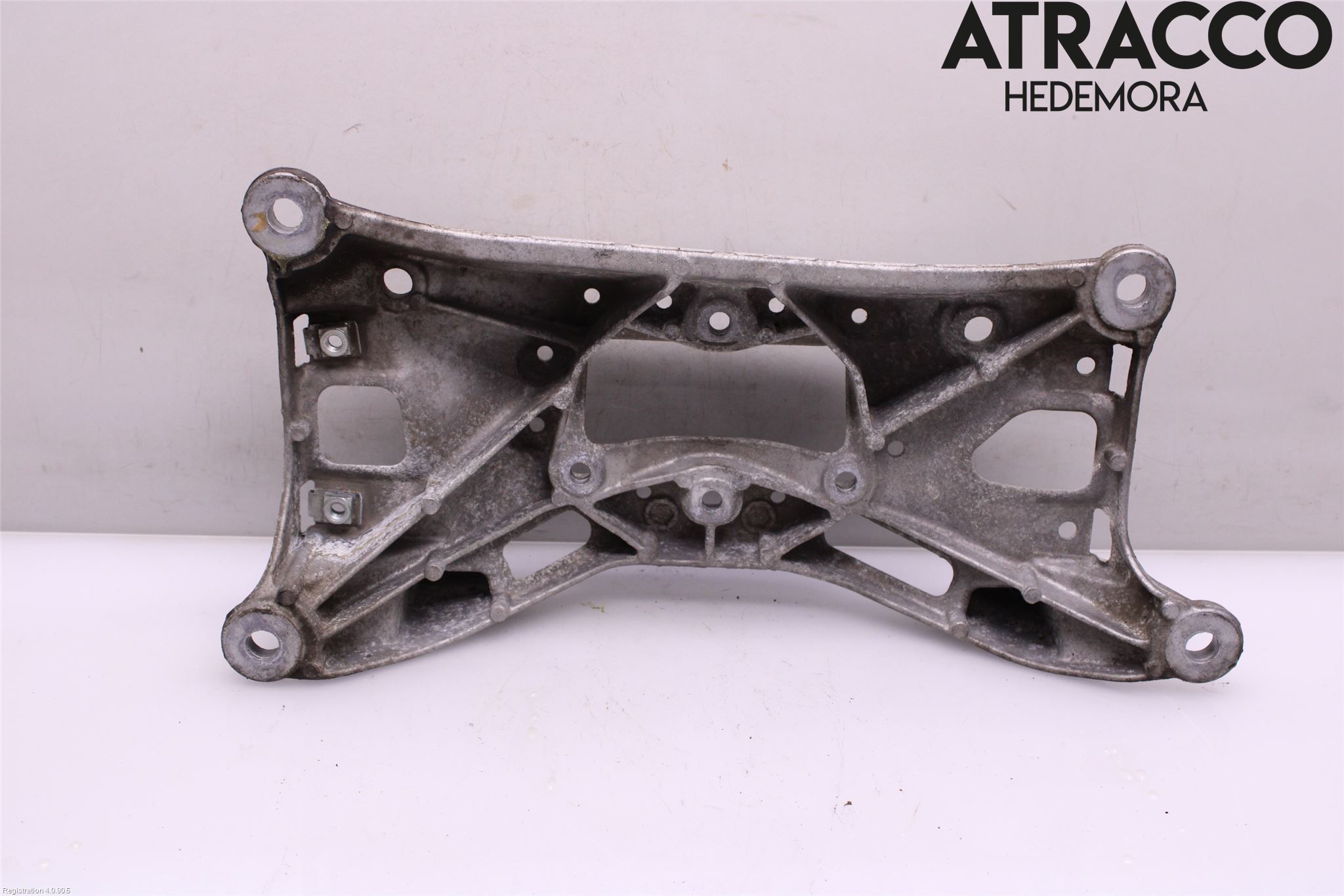 Audi A5 17- Växellådsbalk