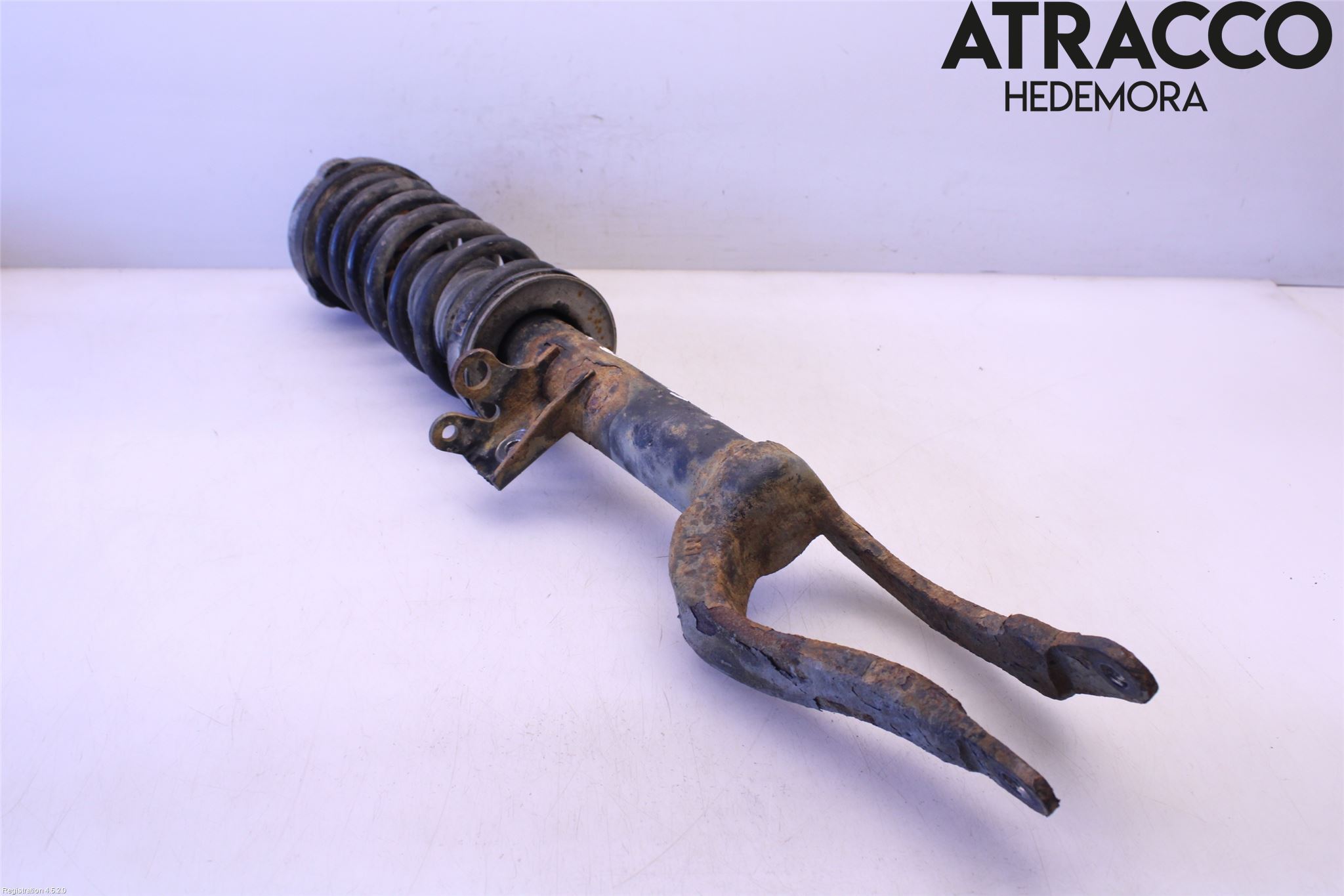 BMW 5 F10/F11/F18 09-17 Fjäderben Fram Vänster