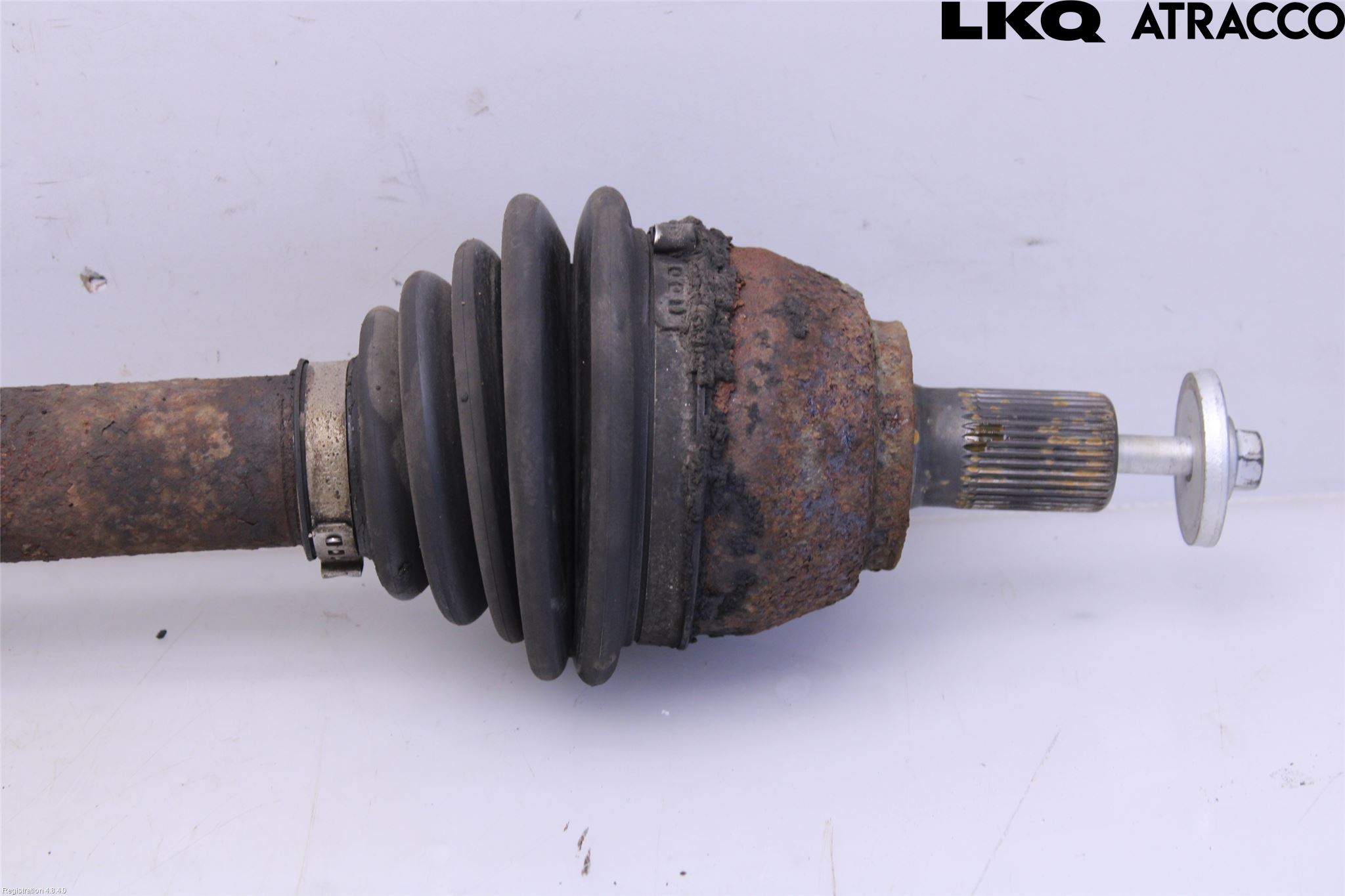 Ford FOCUS 08-11 Drivaxel Fram Höger