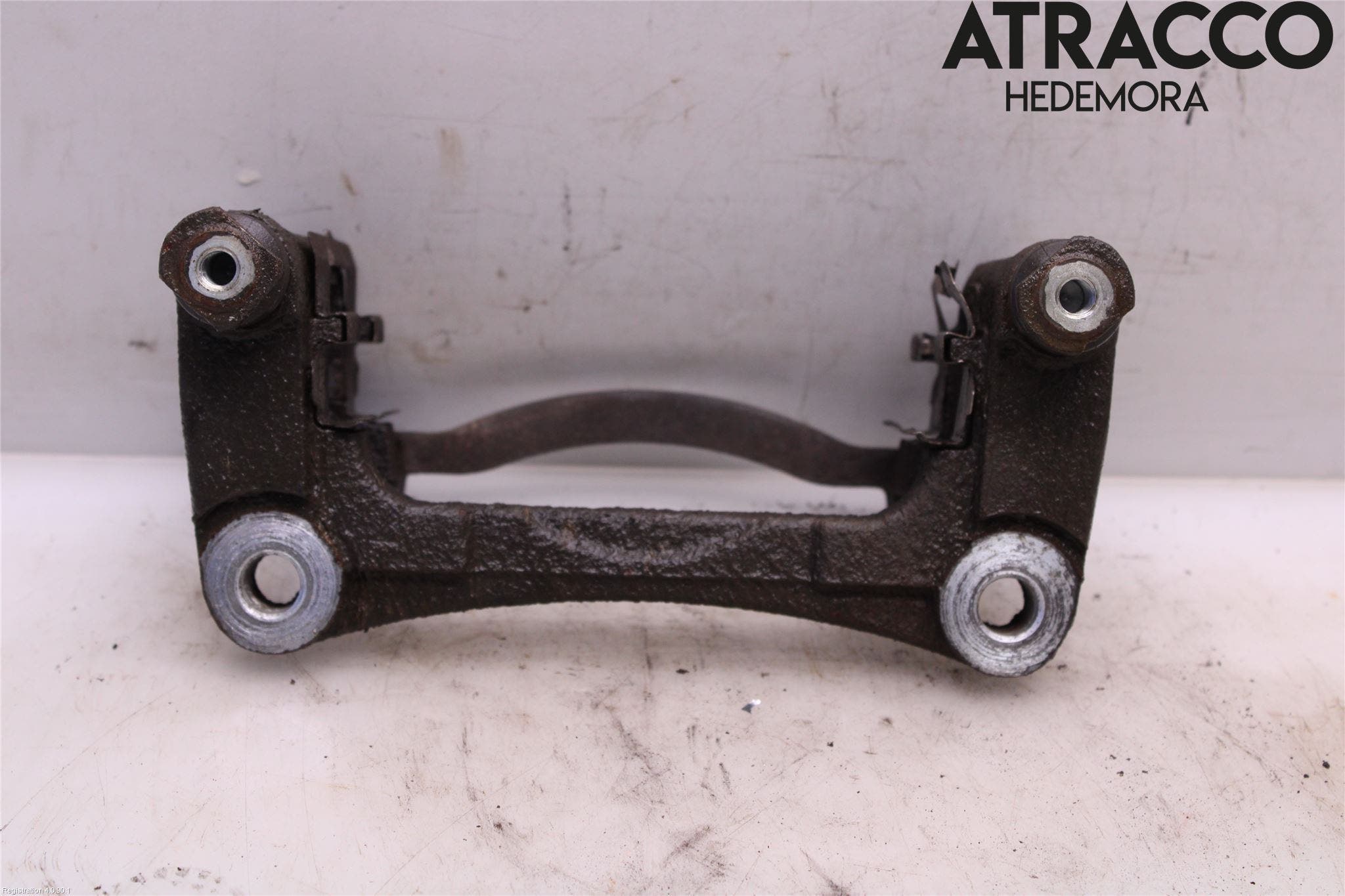 Mazda CX-5 12-17 Bromsokshållare