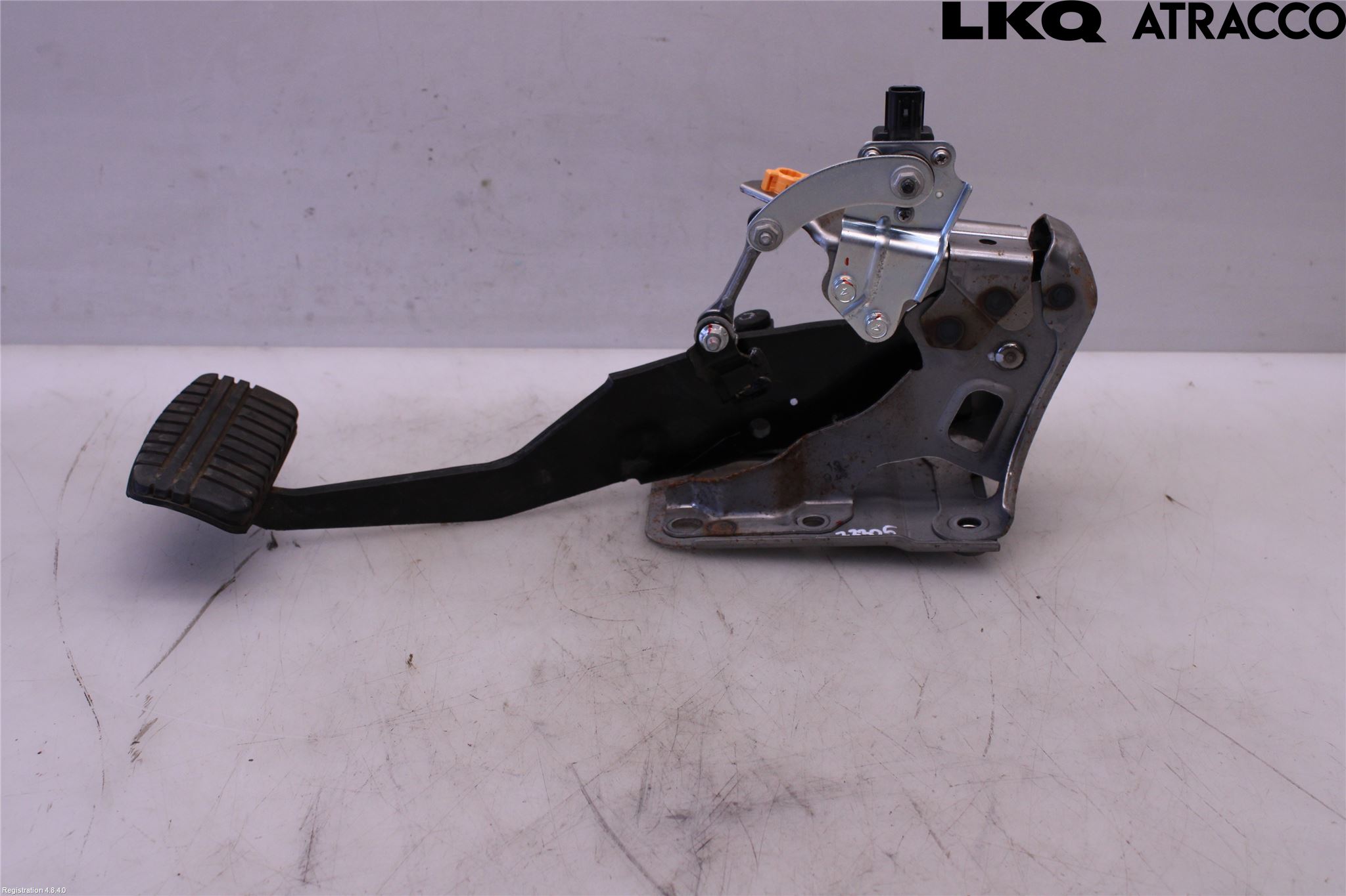 Mitsubishi OUTLANDER 13-21 Bromspedal