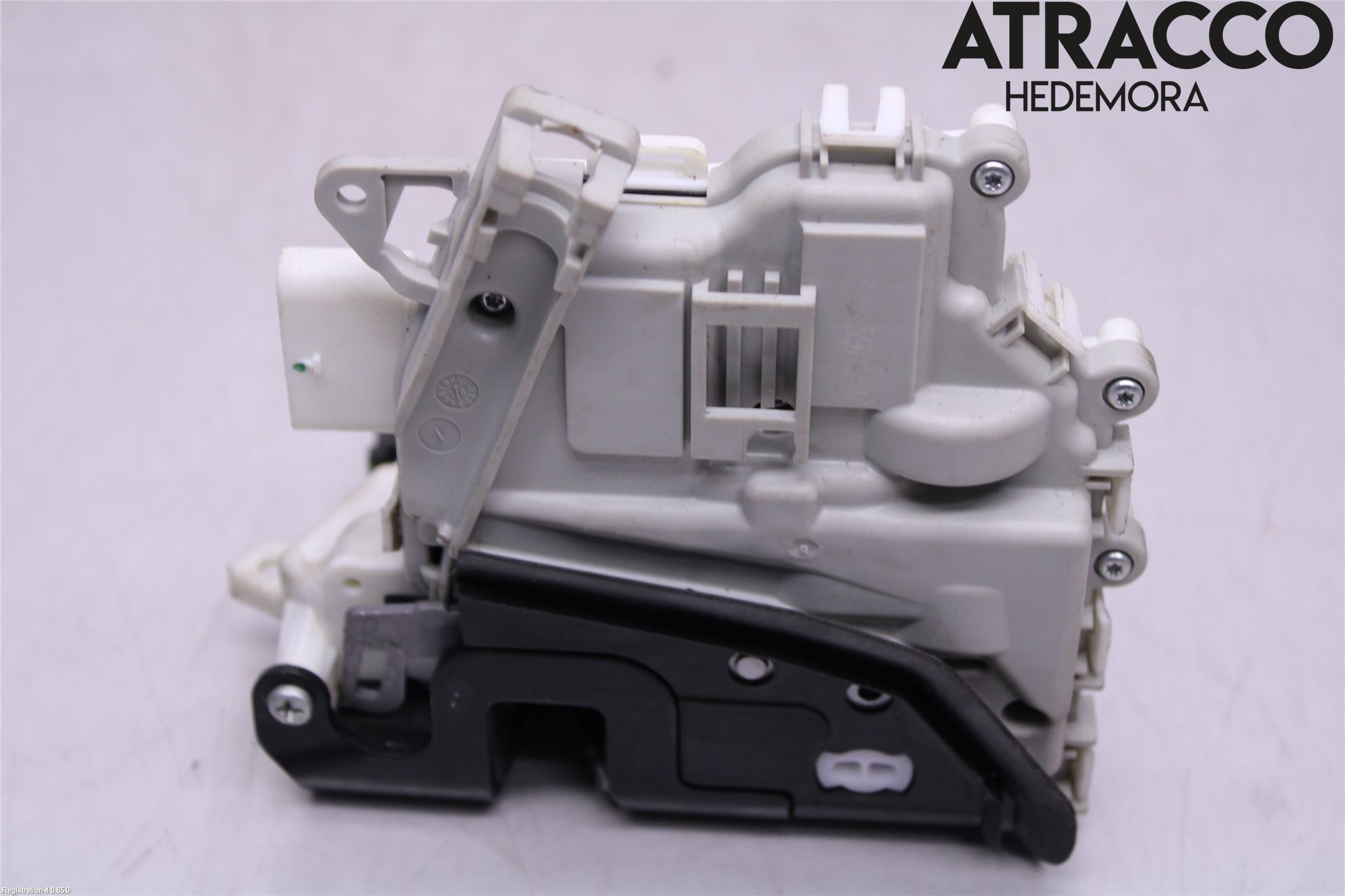 Audi Q3 8U 12-18 Låskista-Dörrlås