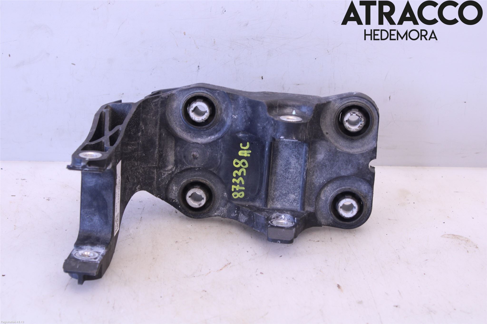 Ford E-TRANSIT SKÅP/BUSS 22- Ac Kompressor-Fäste