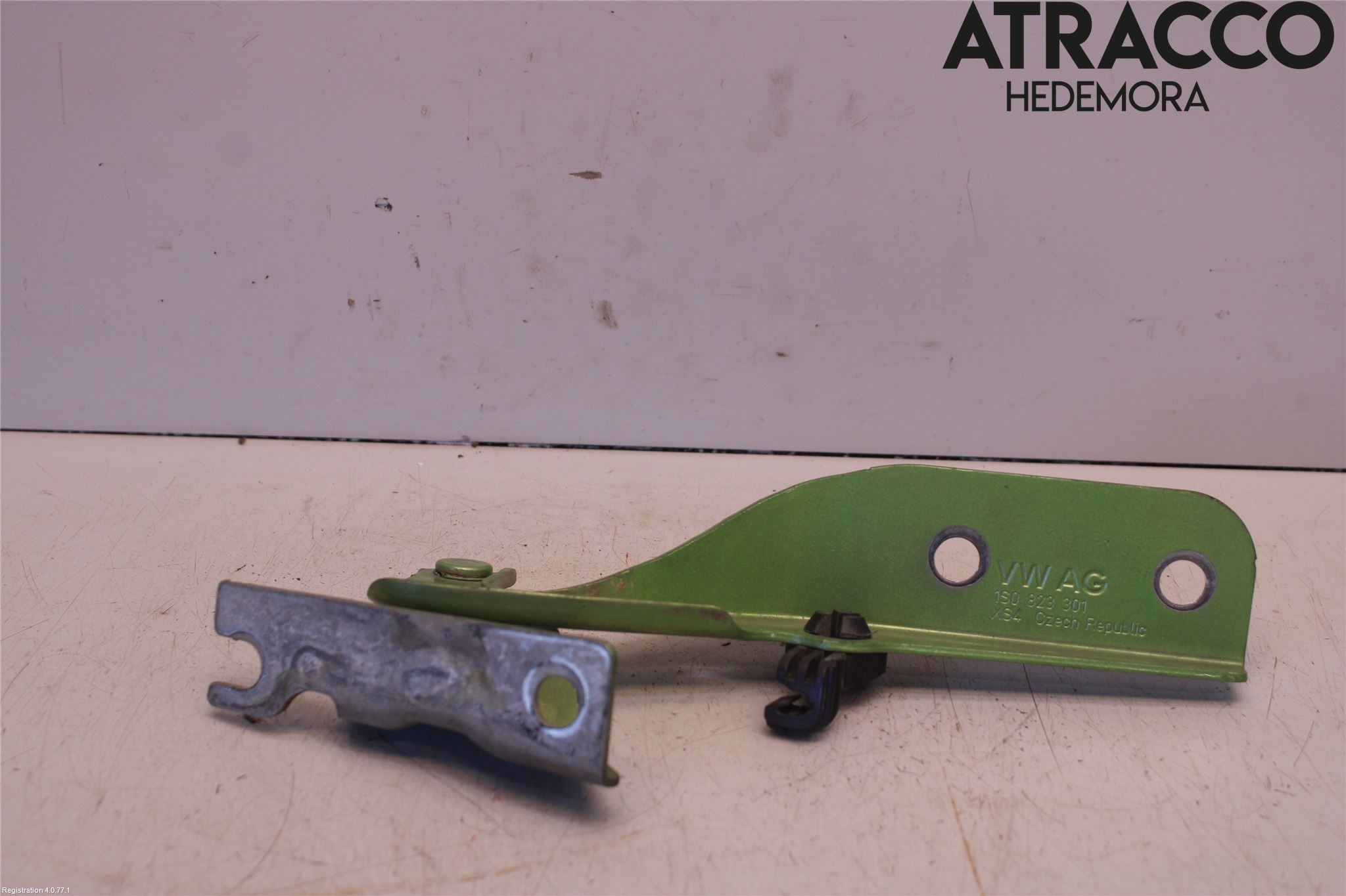 Skoda CITIGO / CITIGO E IV Huvgångjärn