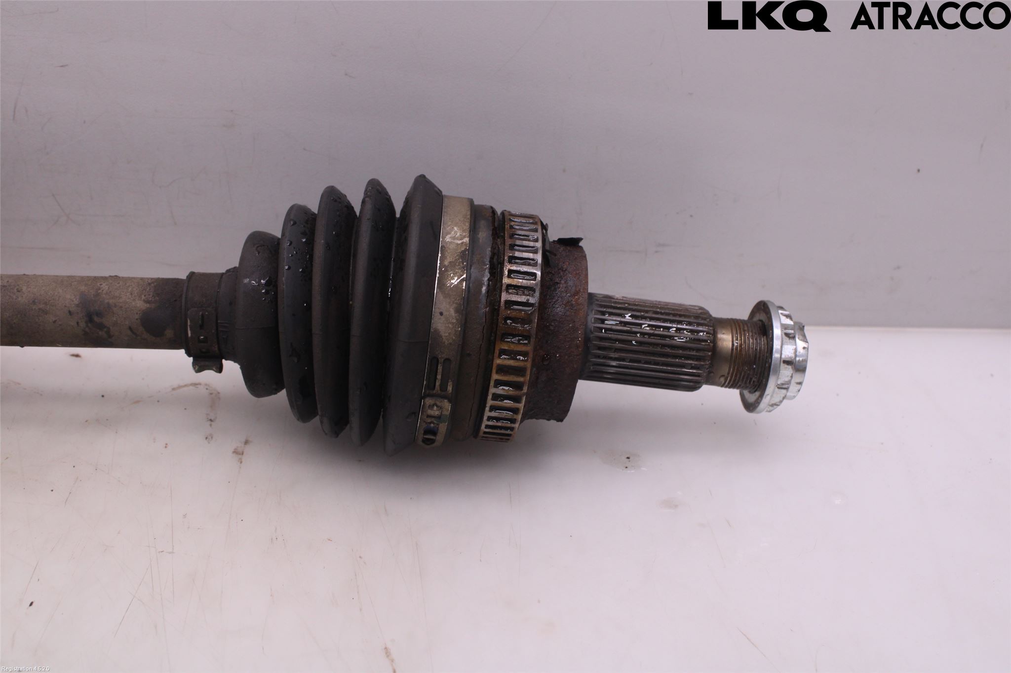 BMW 3 E90/91 SED/TOU 05-12 Drivaxel Fram Höger