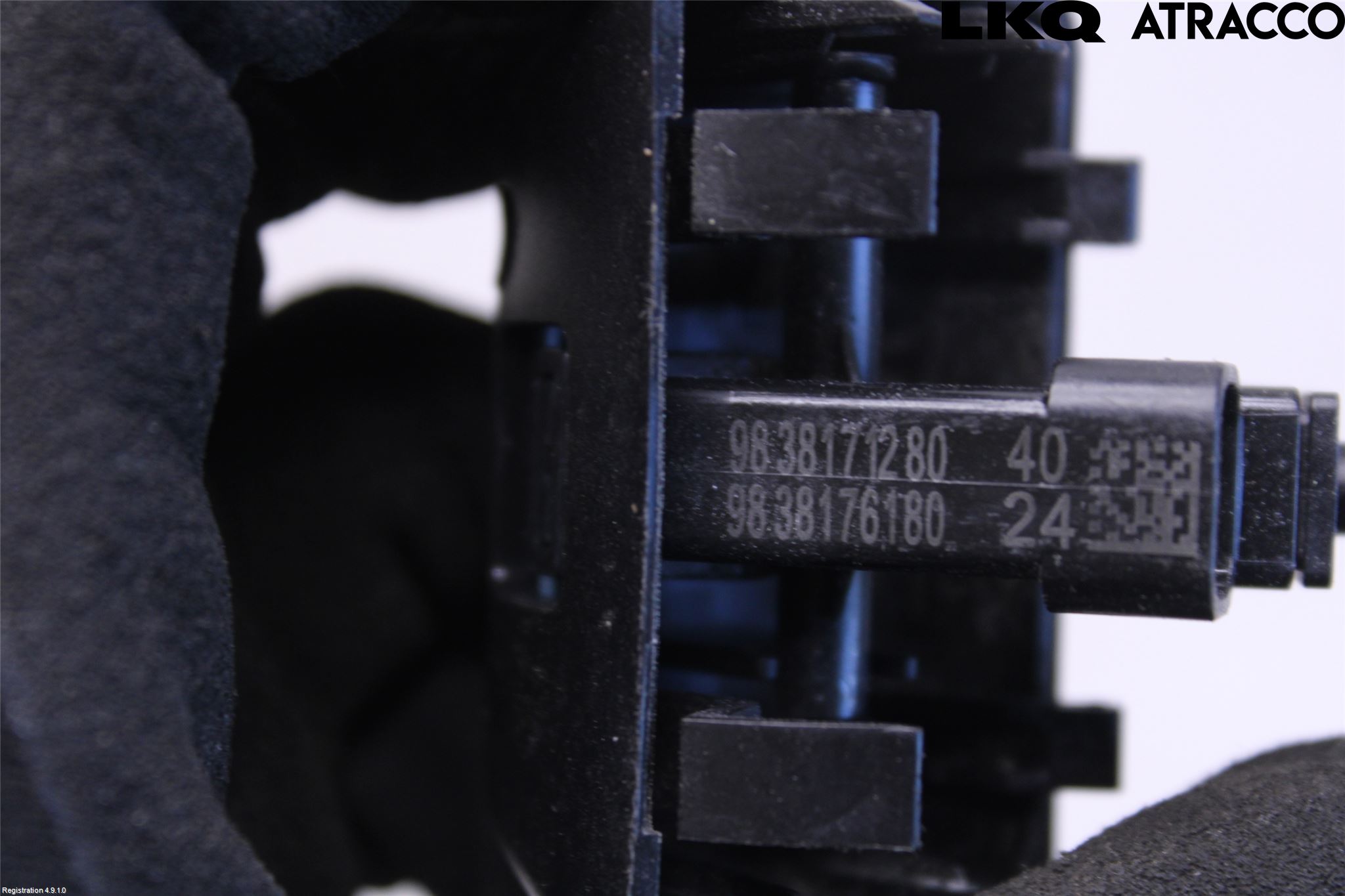 Peugeot 2008/E-2008 20- Spolarmunstycke Rutor