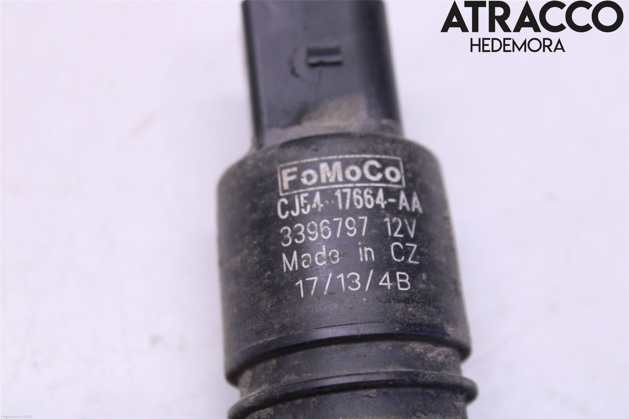 Ford KUGA 13-16 Spolarpump Vindruta