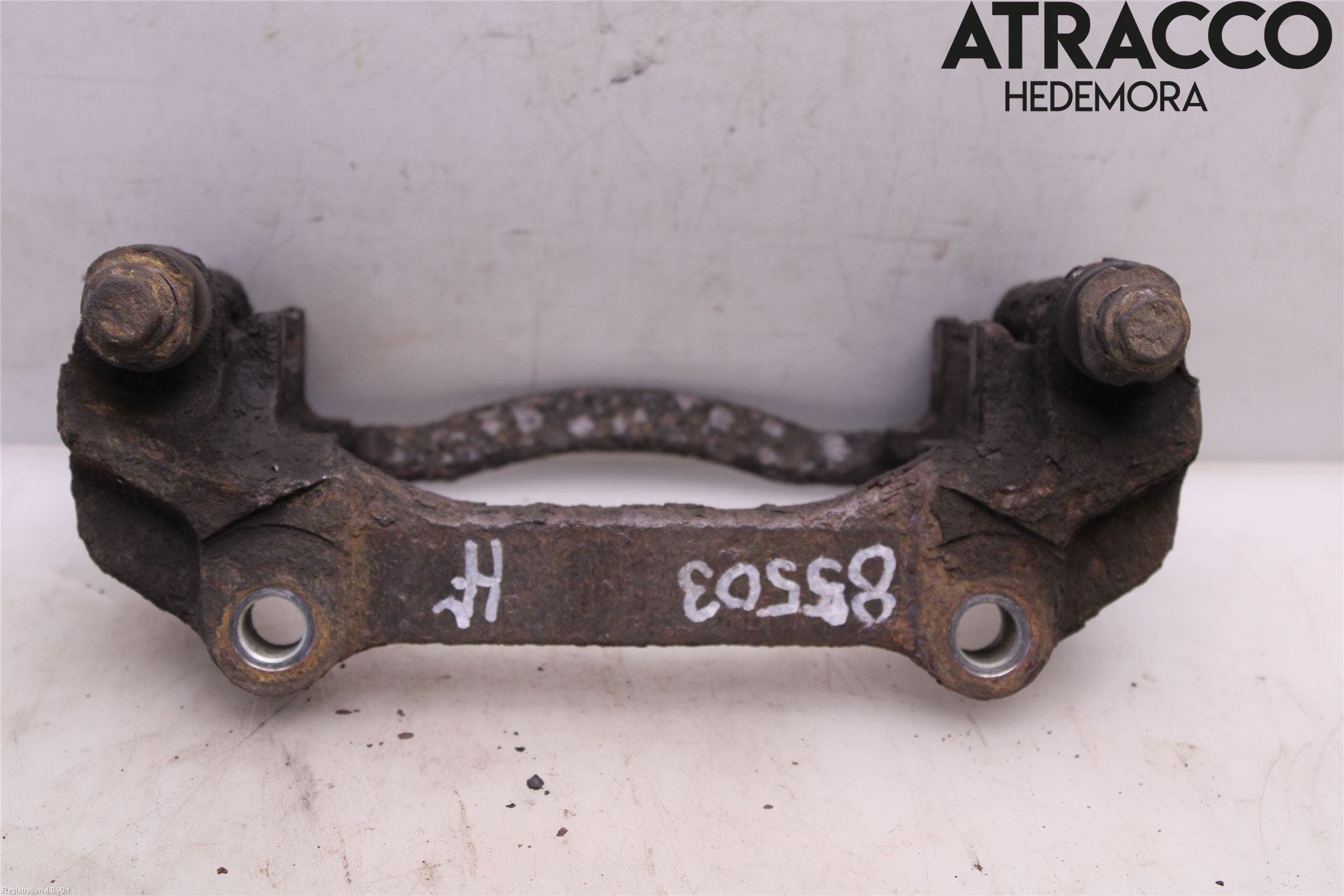 Opel VIVARO 01-14 Bromsokshållare