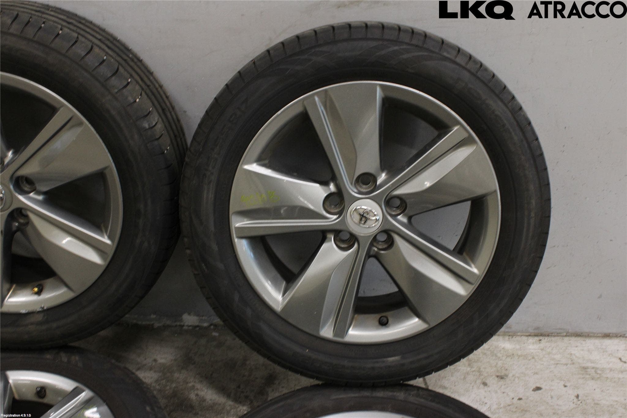 Toyota AVENSIS 09-15 Sommardäck Alumfälg 4St