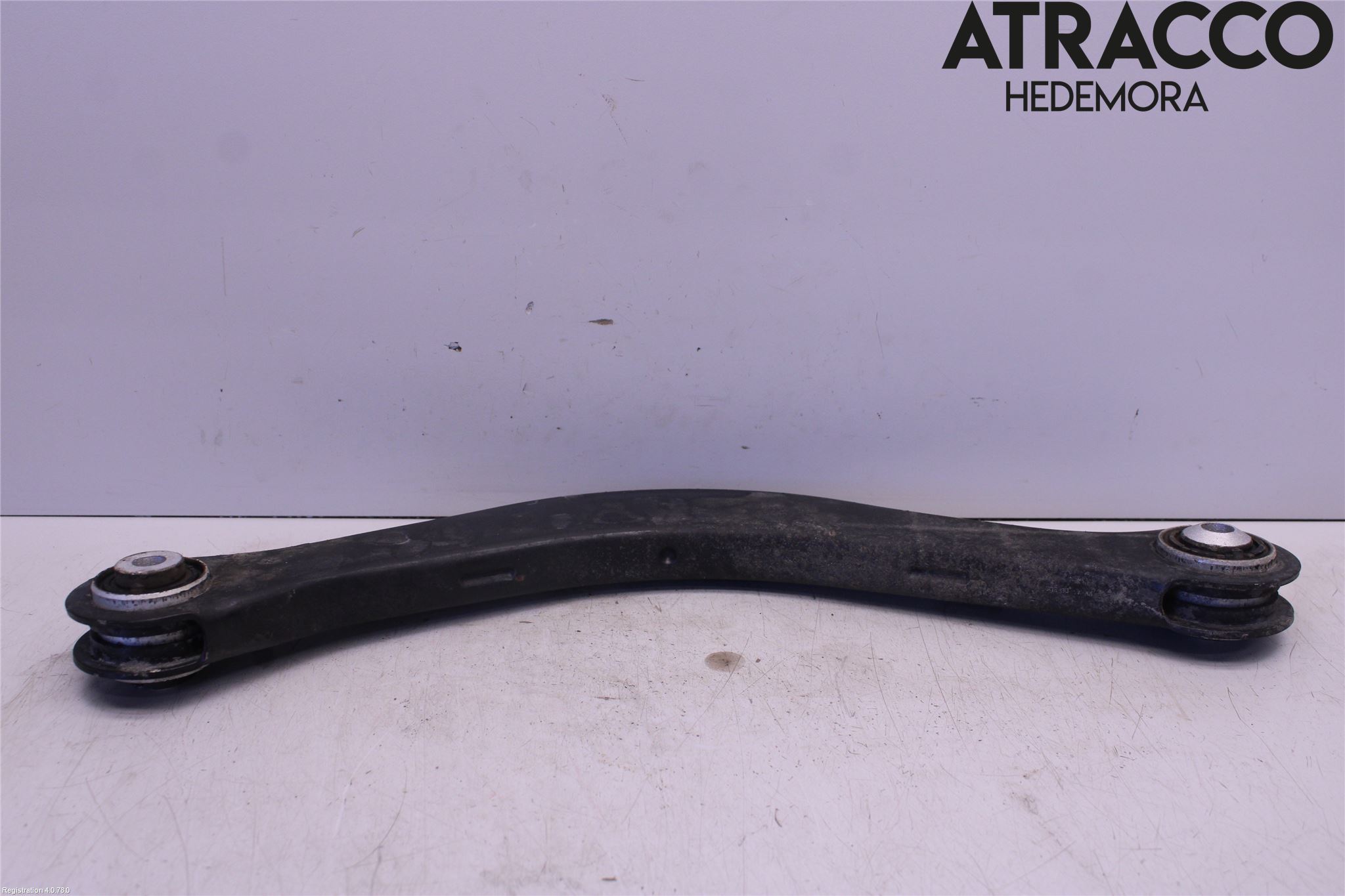 Audi A4/S4 B9 16-19 Bärarm Bak Övre Höger