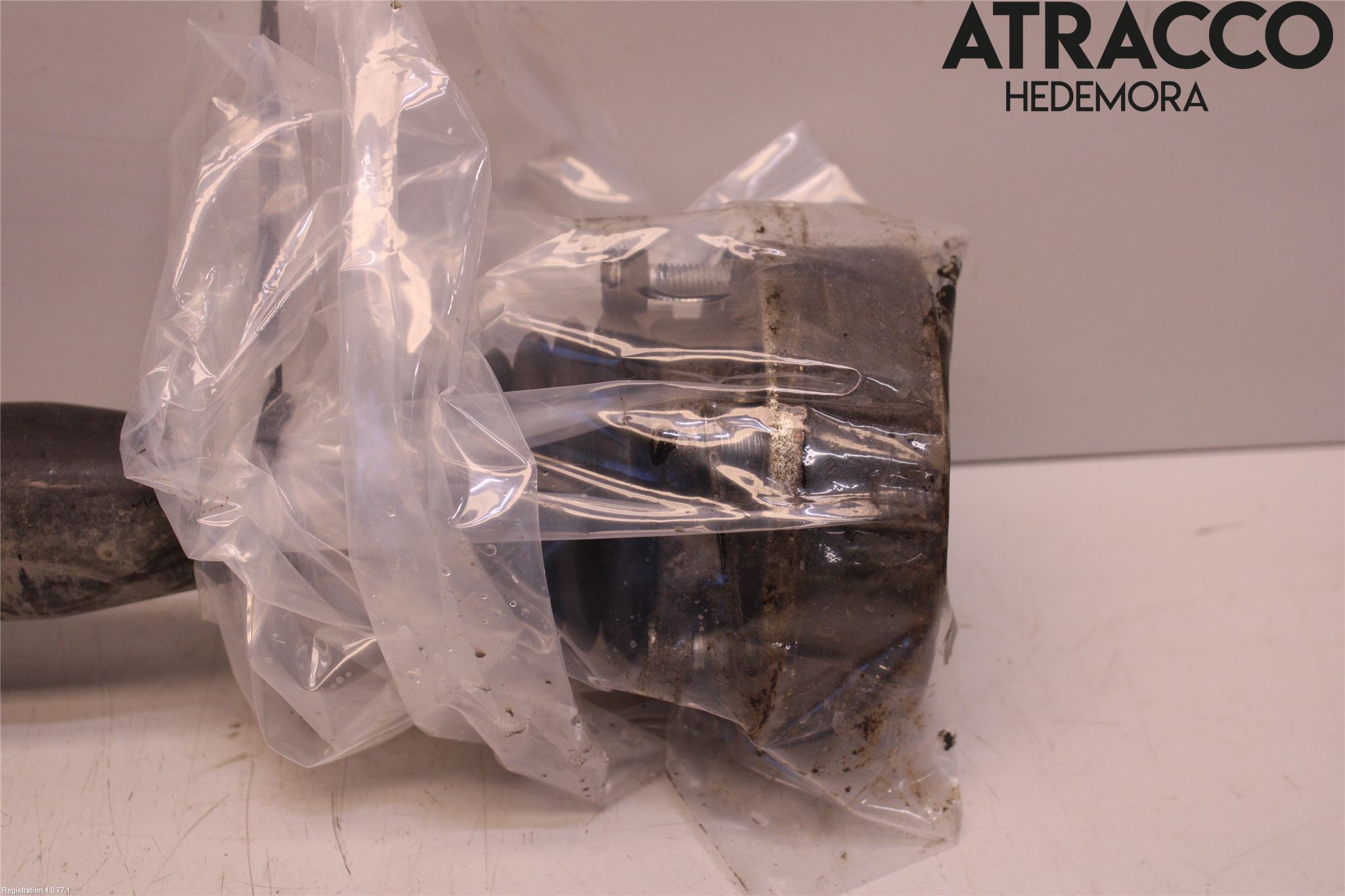 Audi A1/S1 11-18 Drivaxel Fram Höger