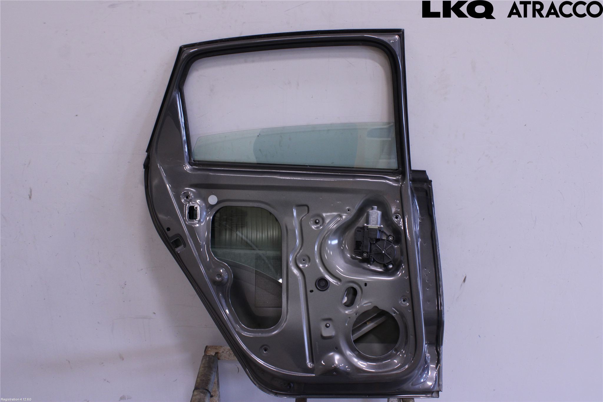 Volkswagen VW POLO 10-17 Dörr Bak Vänster