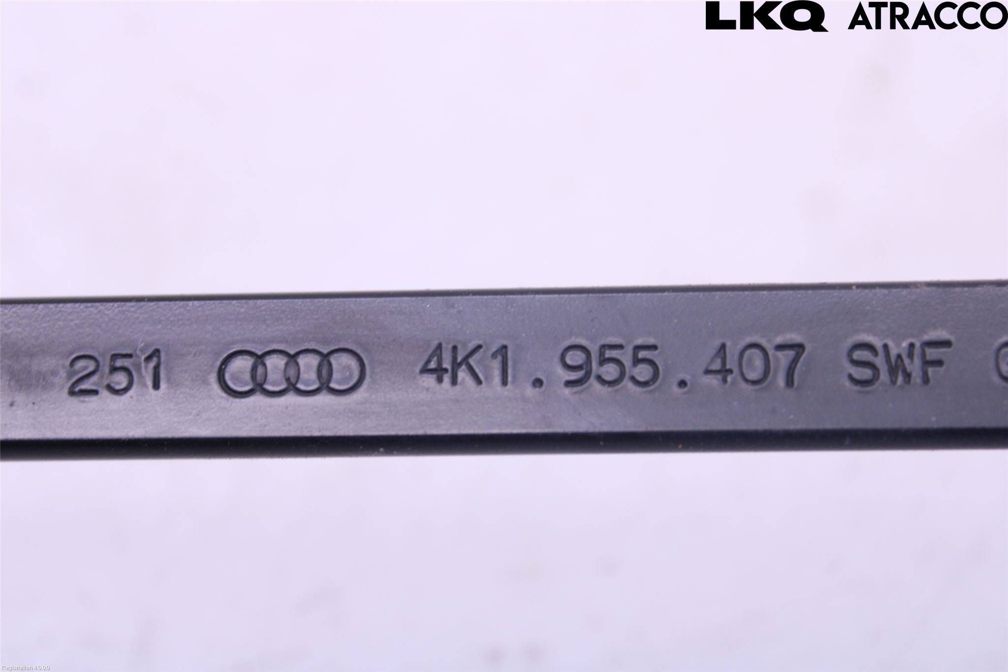 Audi A6 F2/C8 19- Torkararm Armar Vindruta