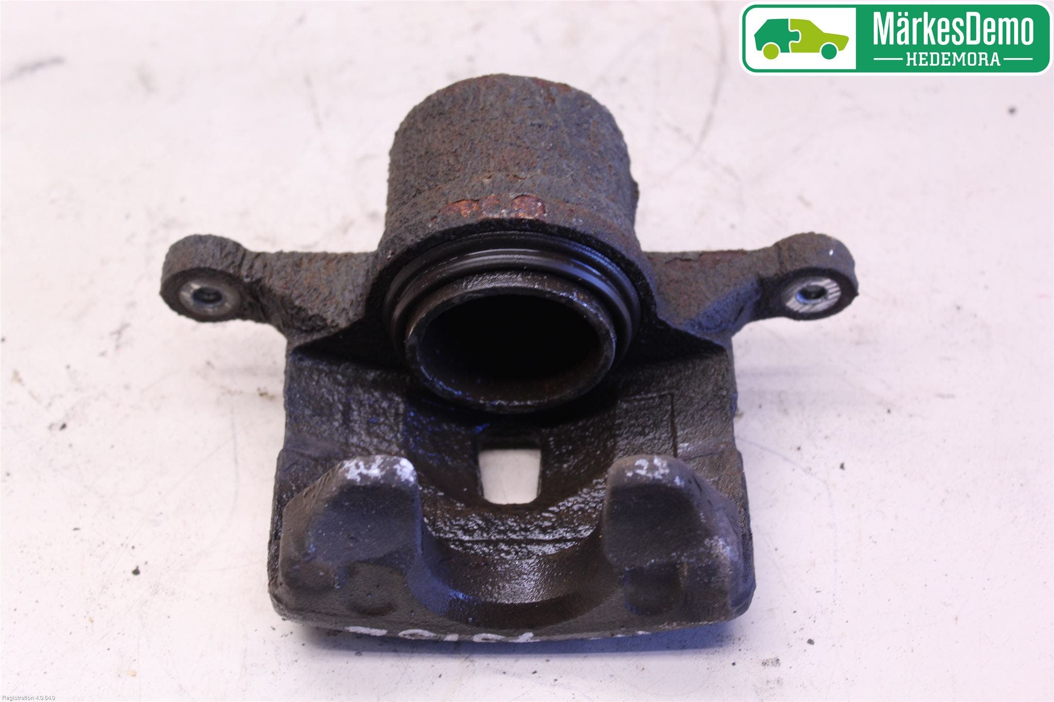 Kia CEED 12-18 Bromsok Fram Höger