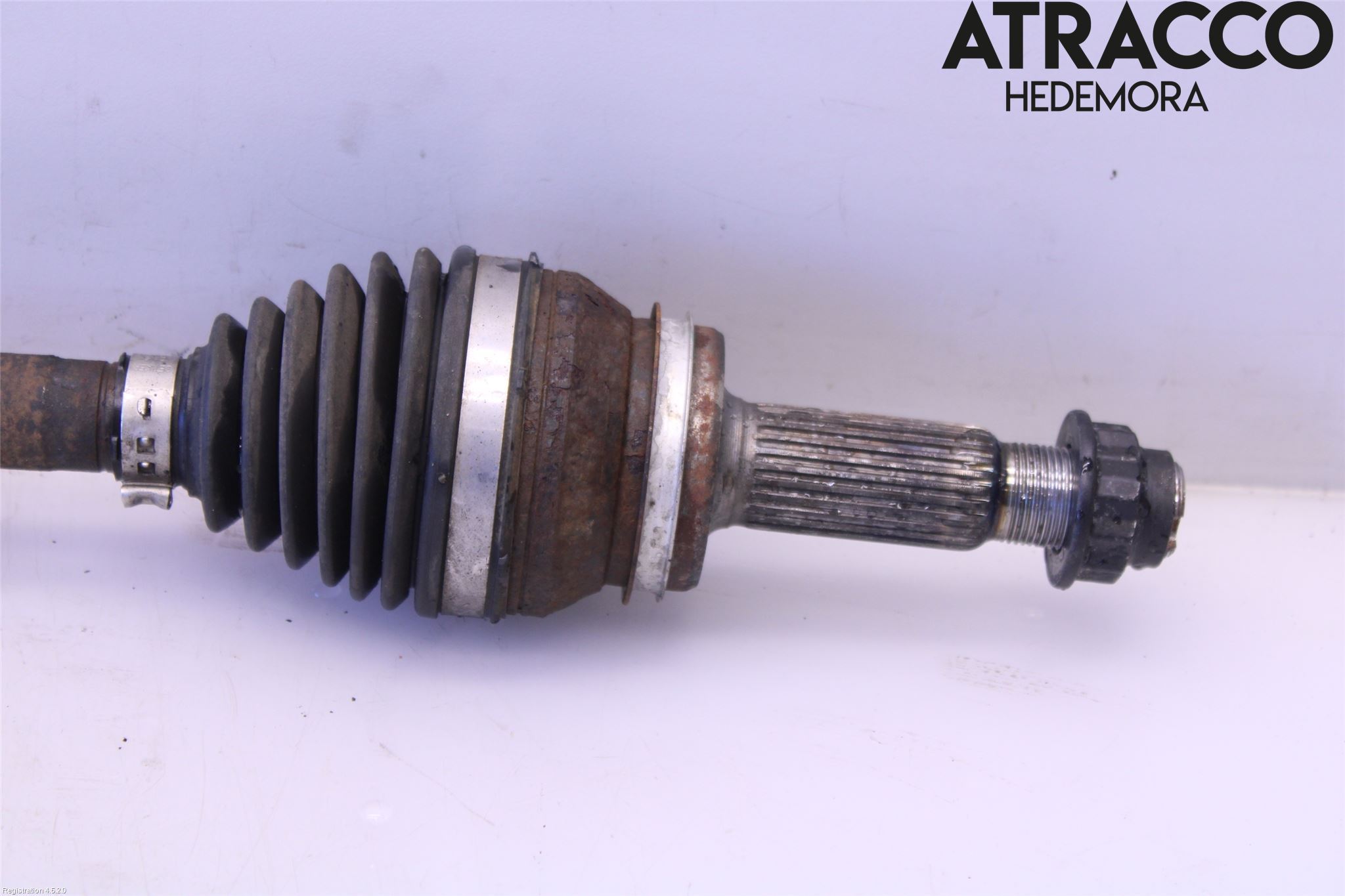 Toyota RAV4 19- Drivaxel Bak Höger