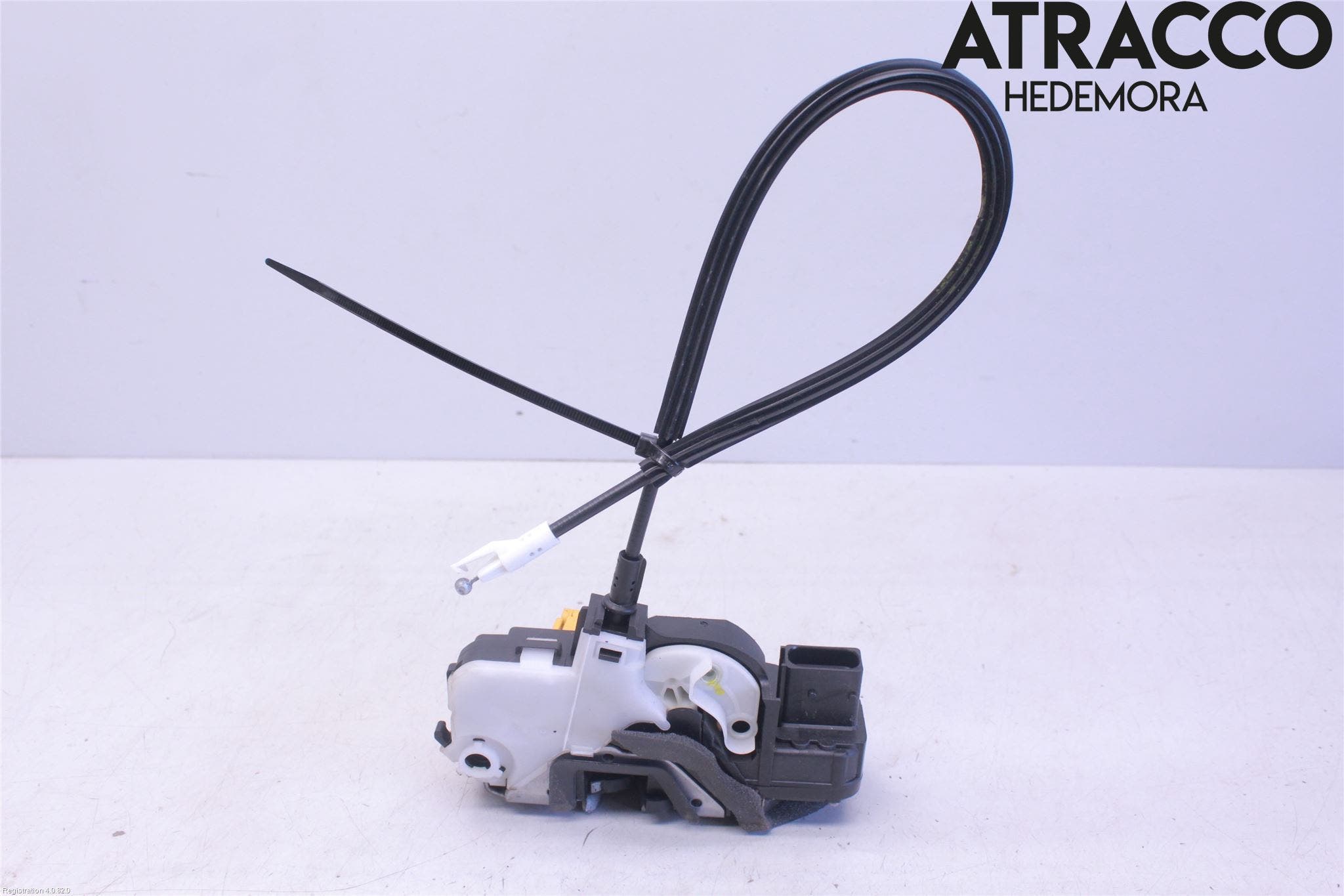 Opel INSIGNIA 09-16 Låskista-Dörrlås